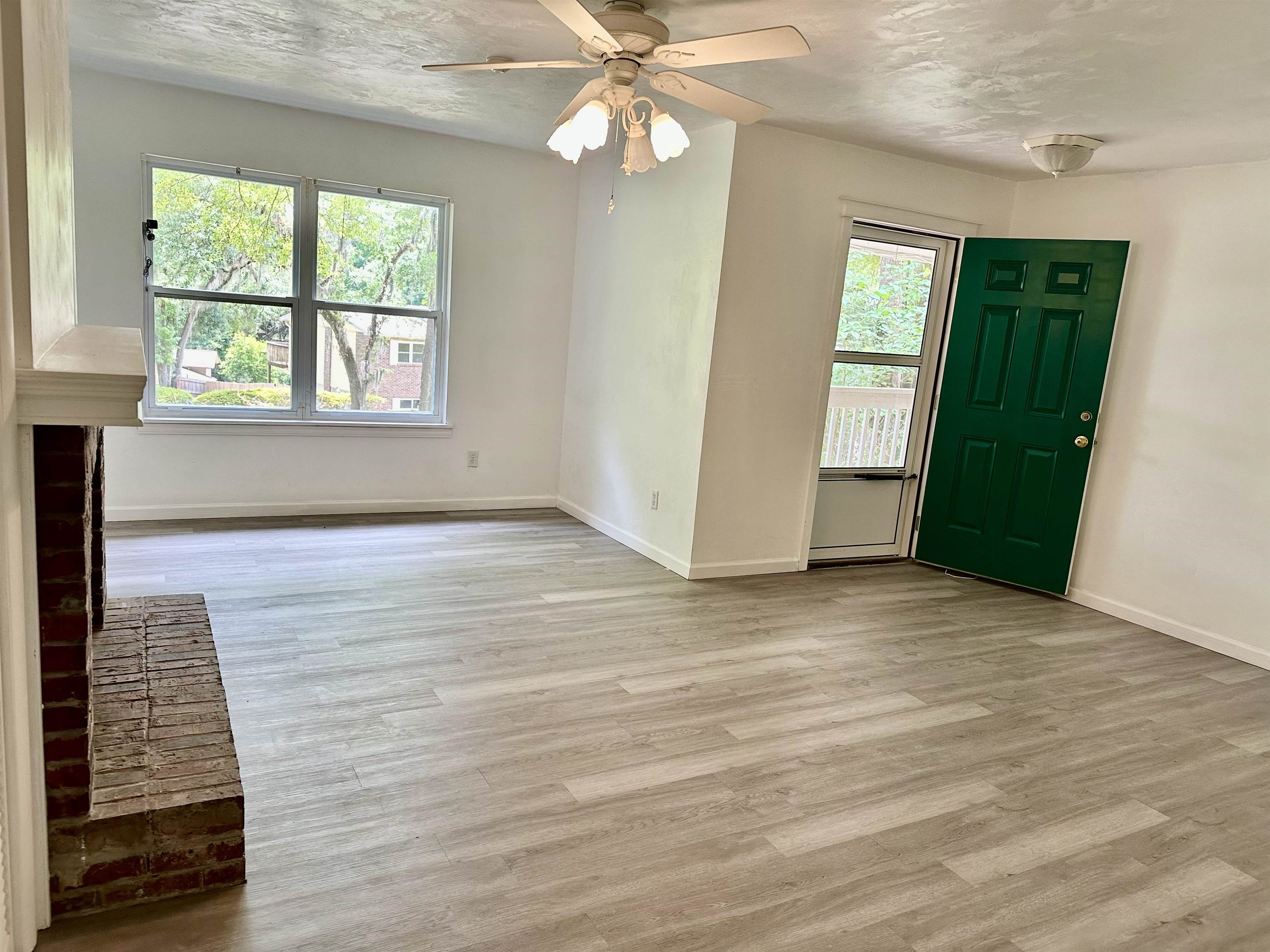 2428 Rosemary Terrace