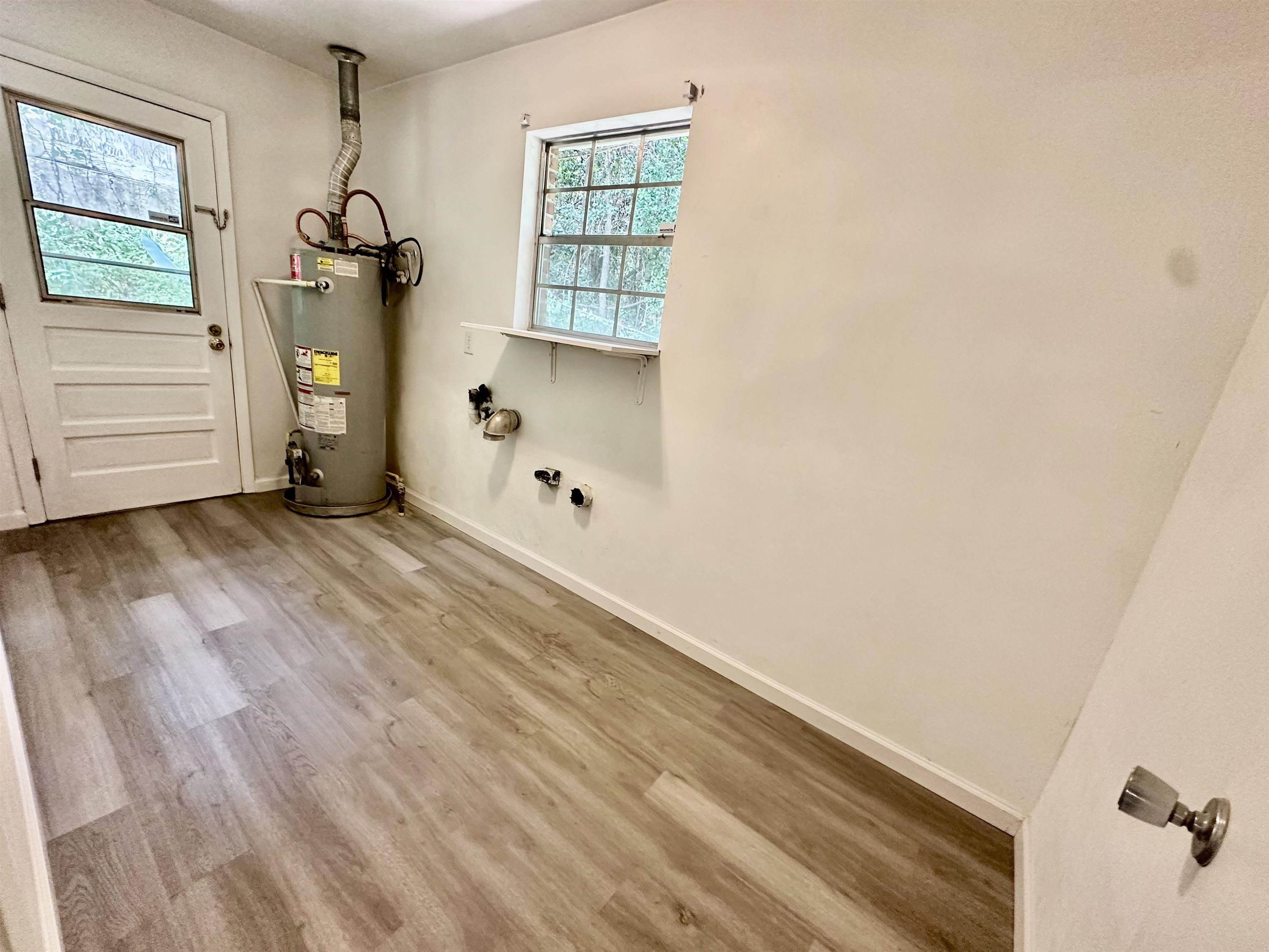 2428 Rosemary Terrace