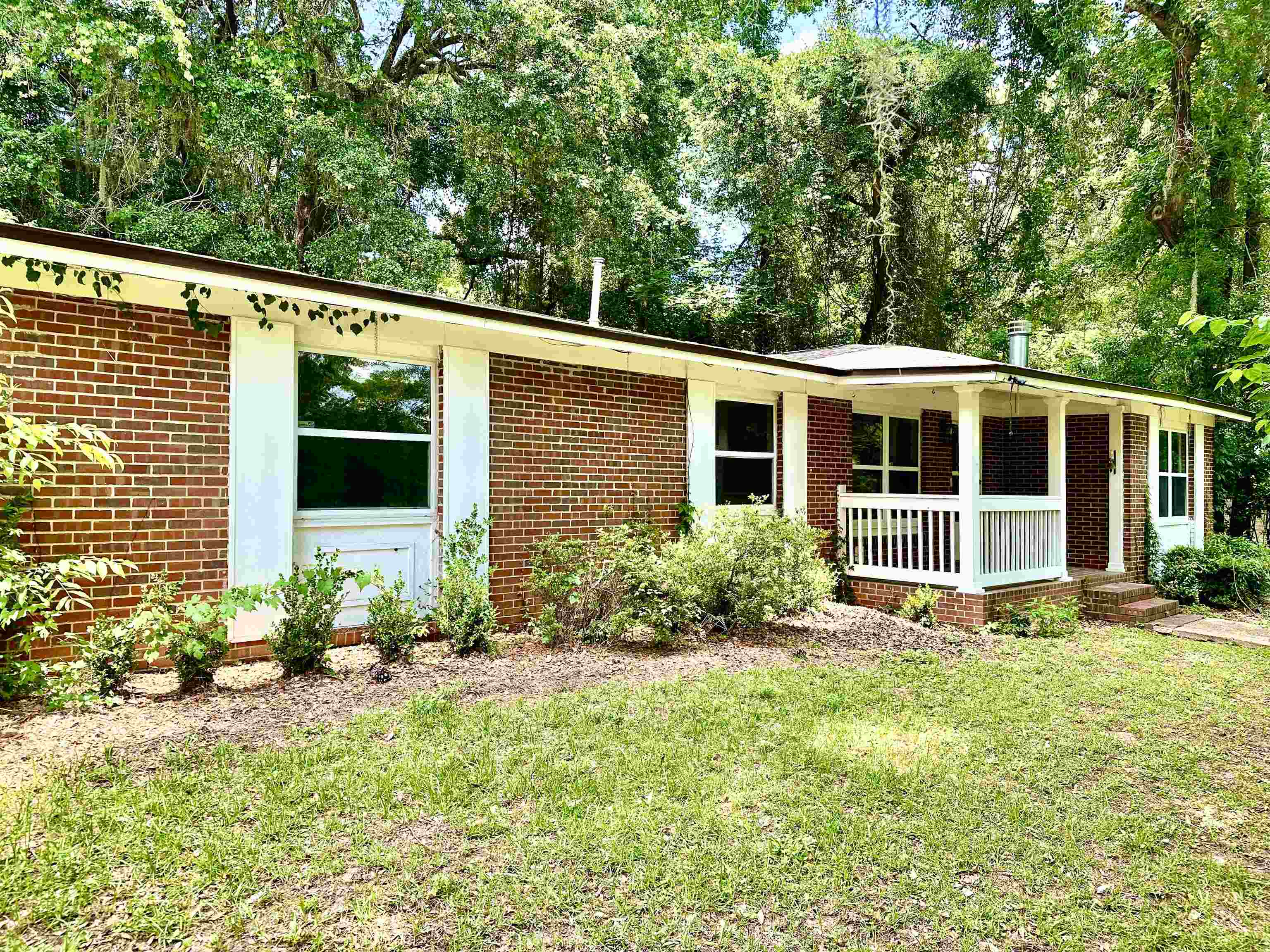 2428 Rosemary Terrace