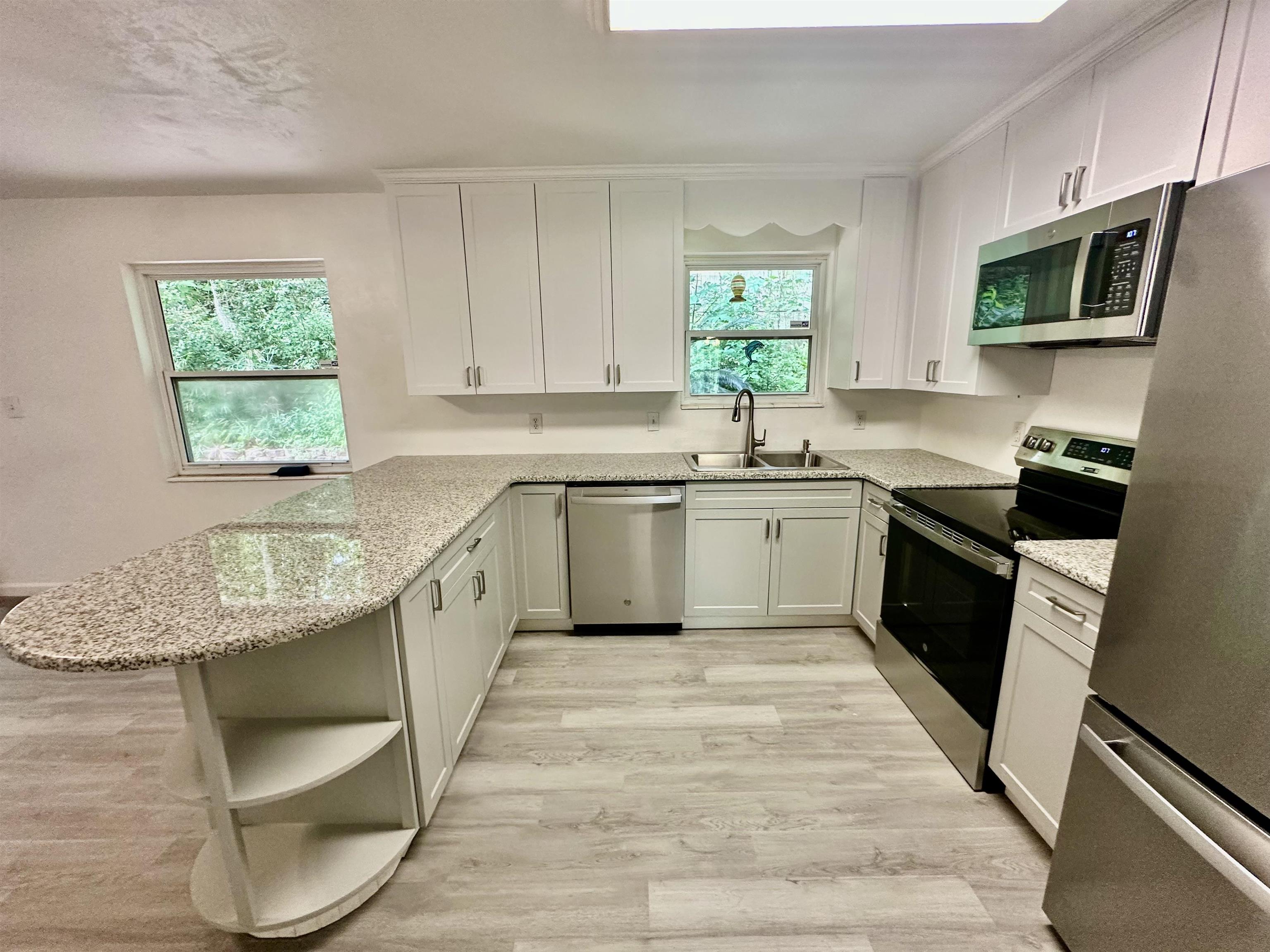 2428 Rosemary Terrace
