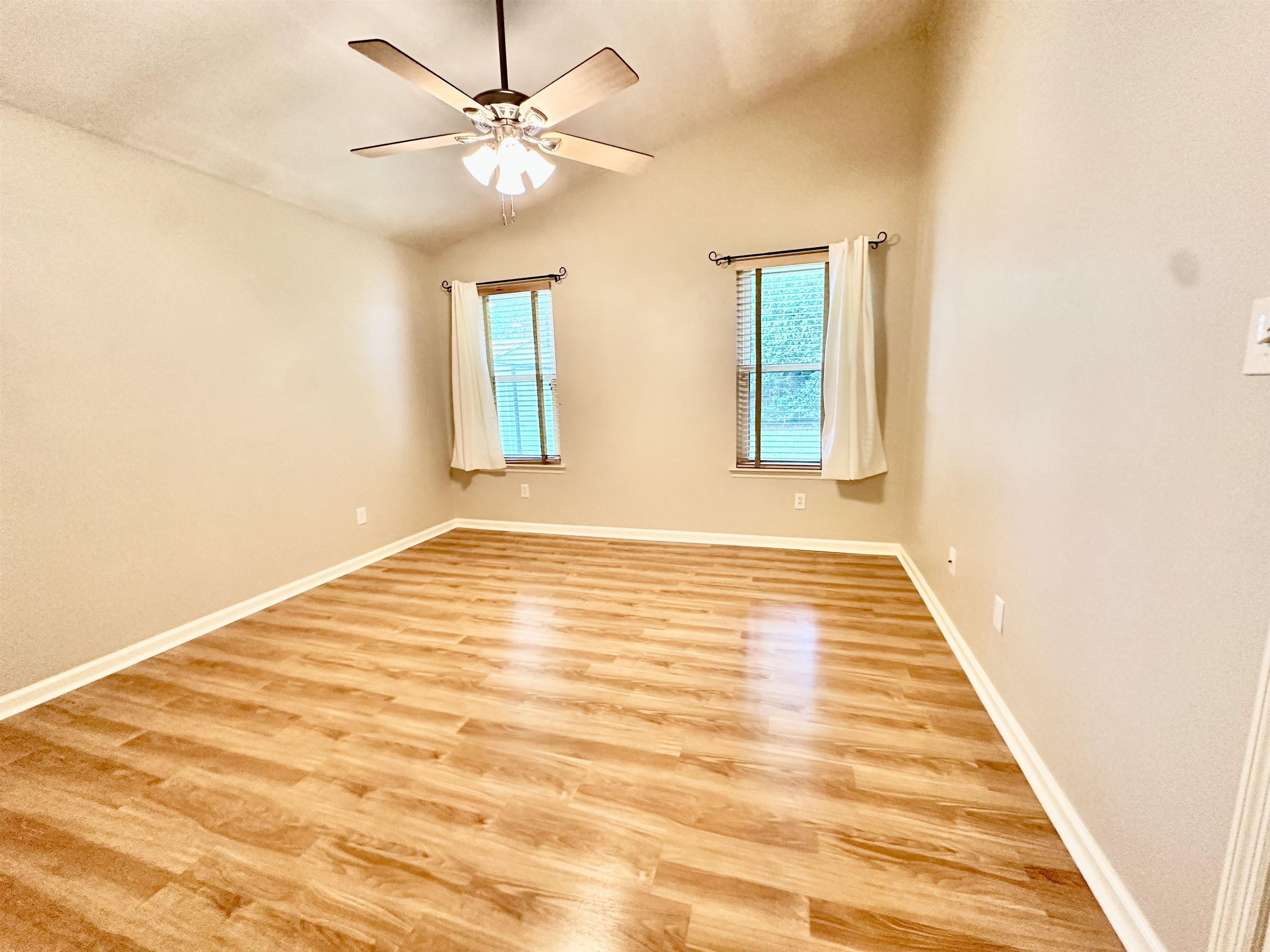 5525 Green Meadows Court