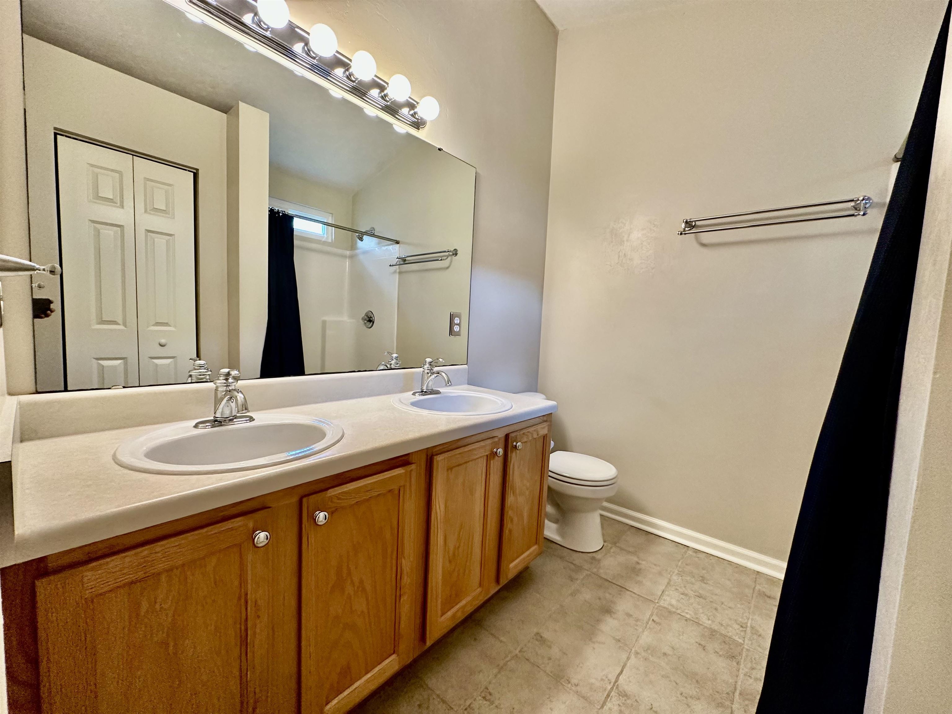 5525 Green Meadows Court