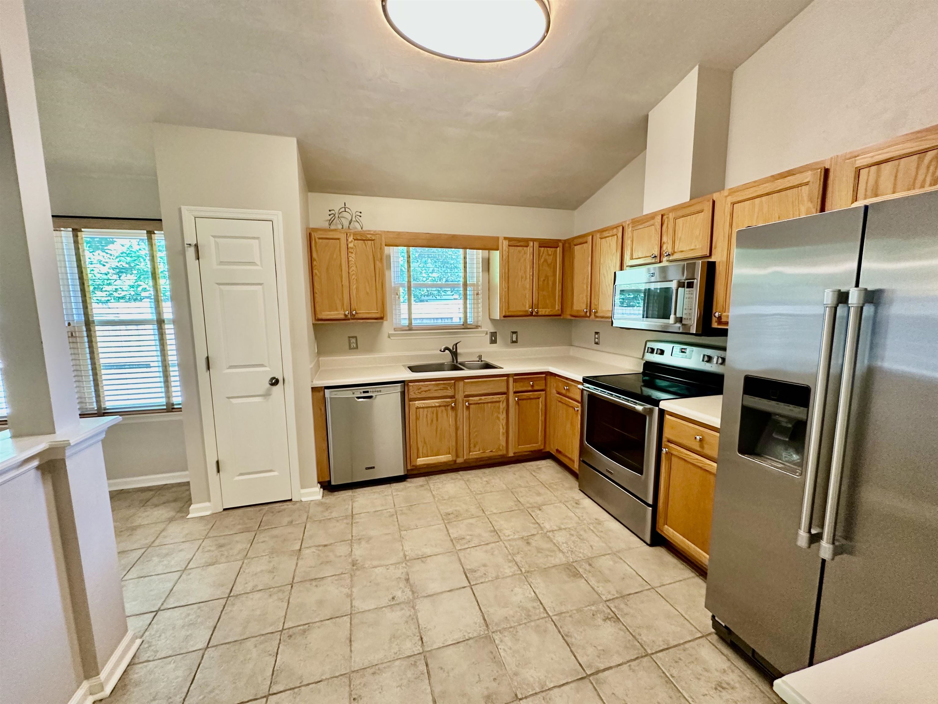5525 Green Meadows Court