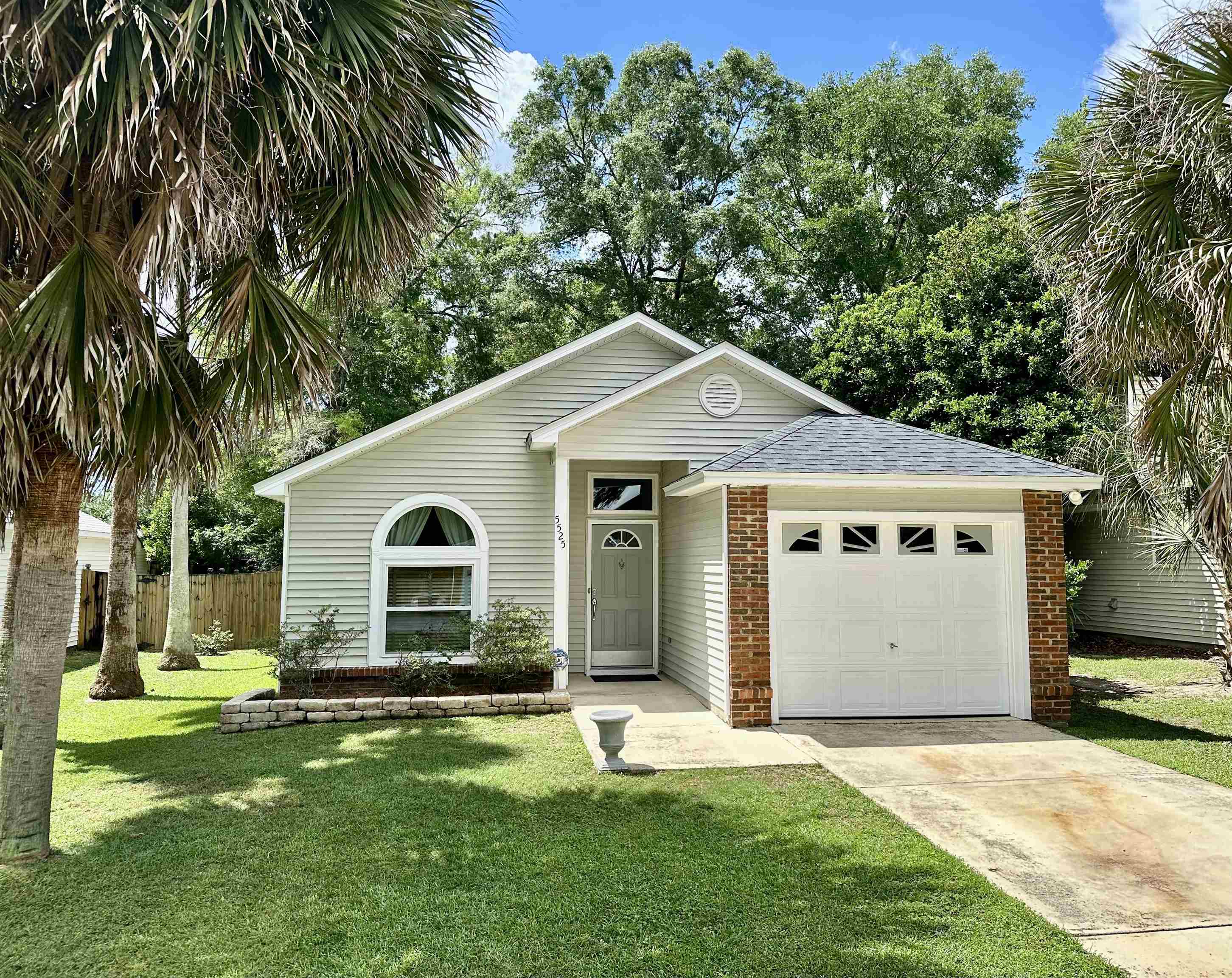 5525 Green Meadows Court