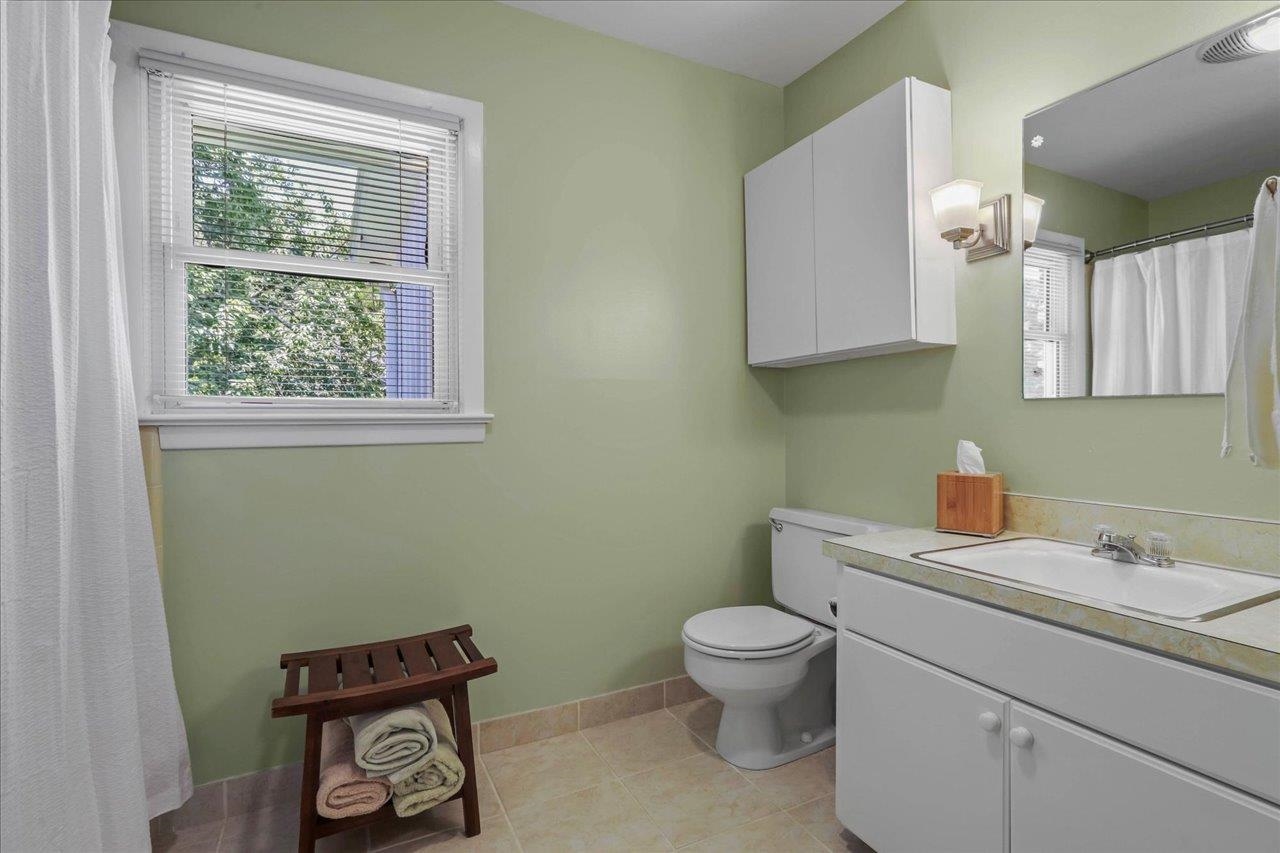1115 Sandhurst Drive