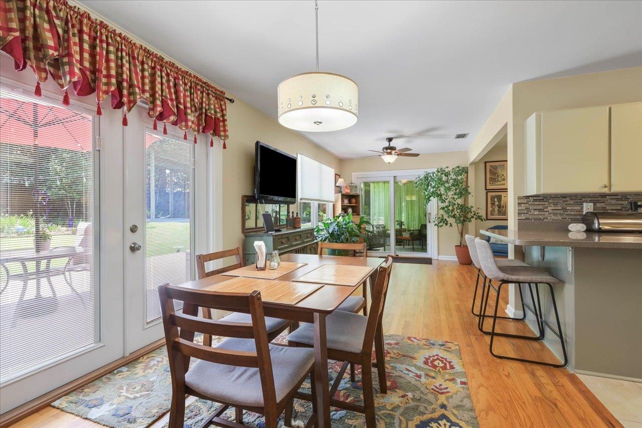 1115 Sandhurst Drive
