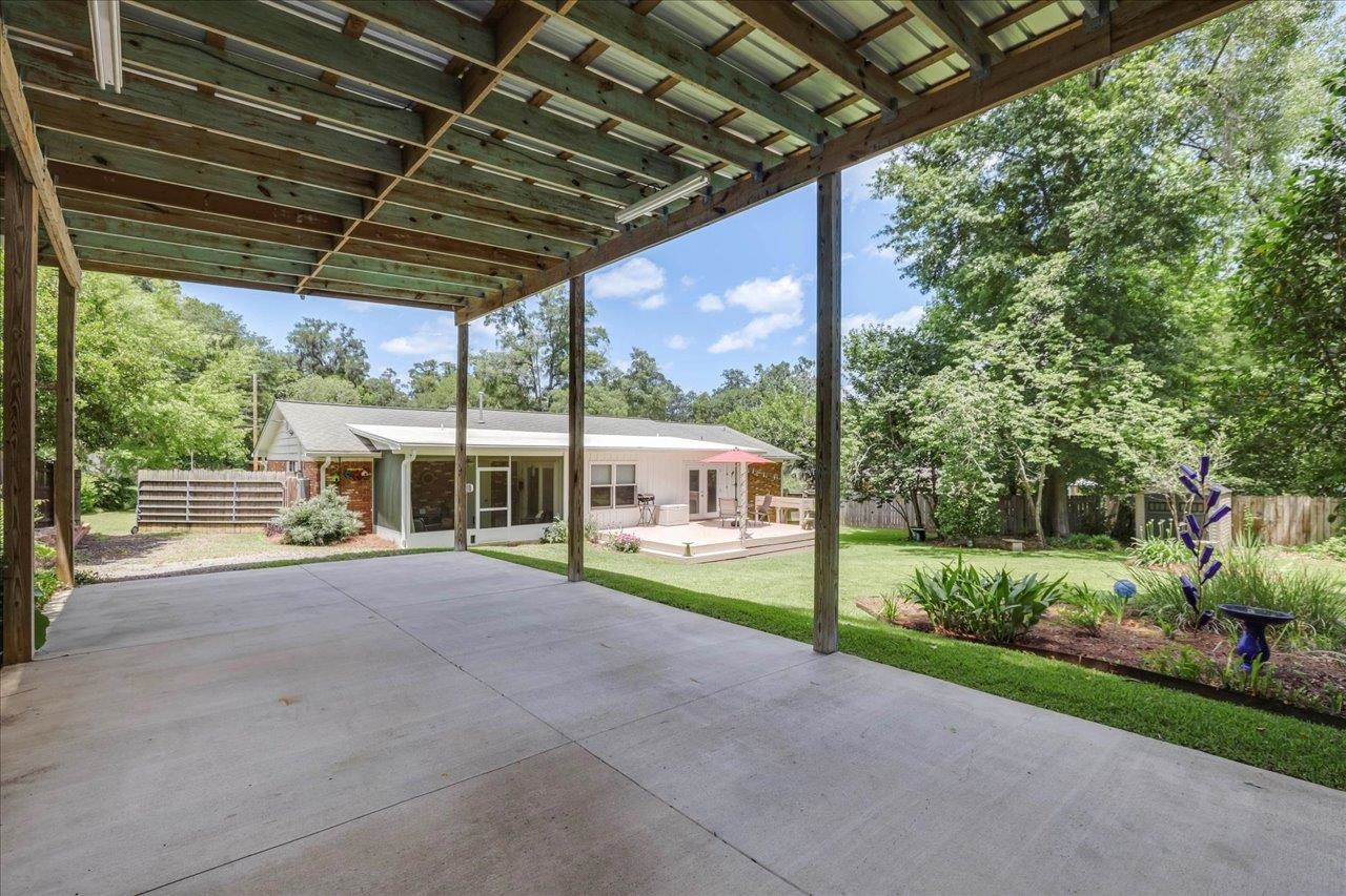 1115 Sandhurst Drive