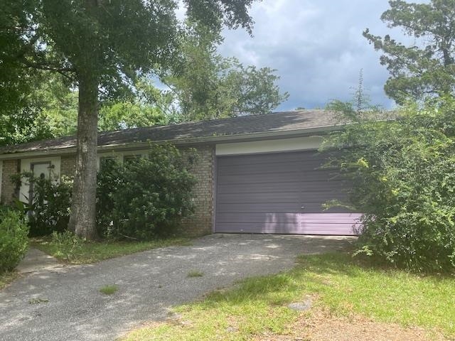 1927 Lawson Road