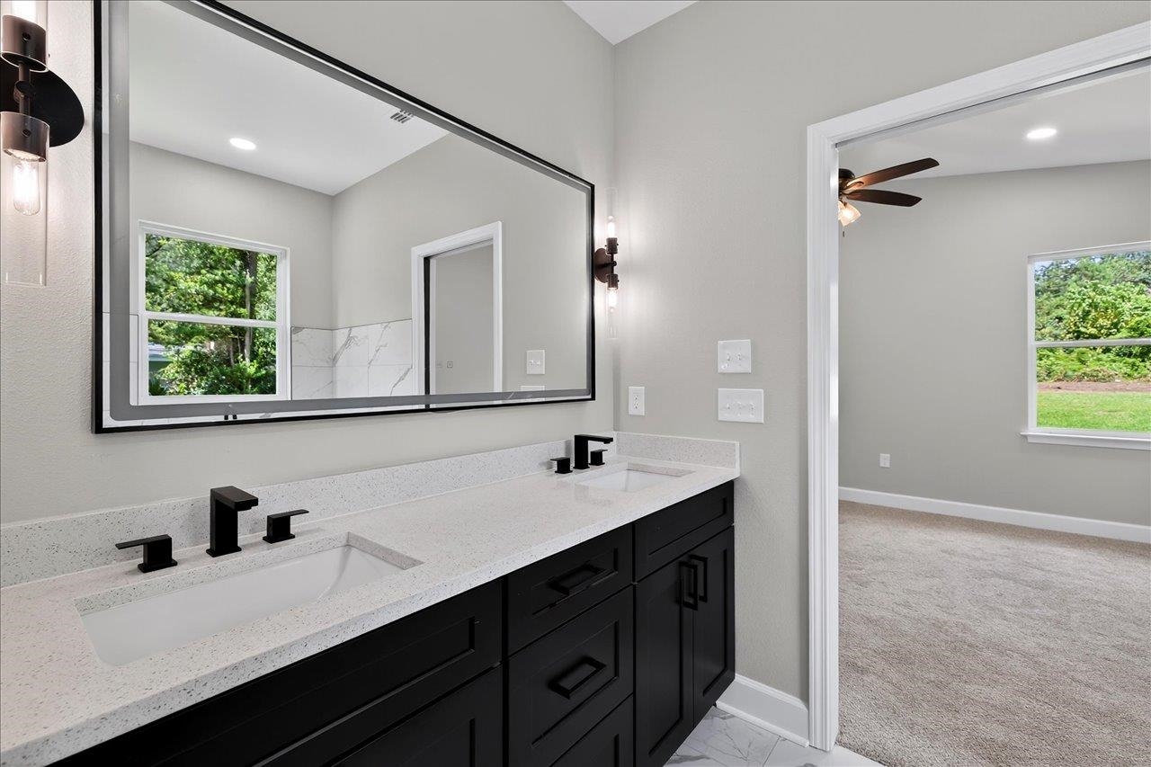 2005 E Indian Head Drive