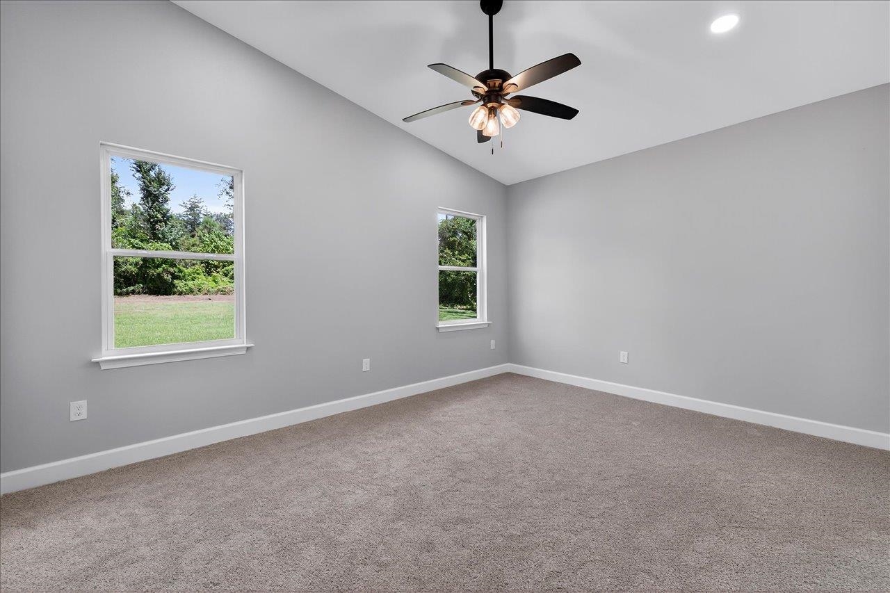 2005 E Indian Head Drive