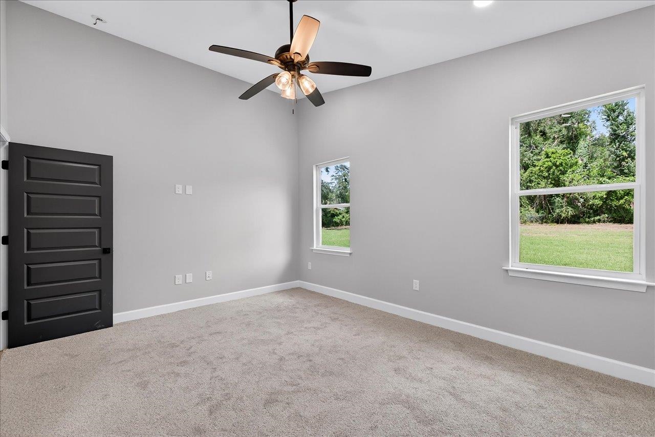 2005 E Indian Head Drive