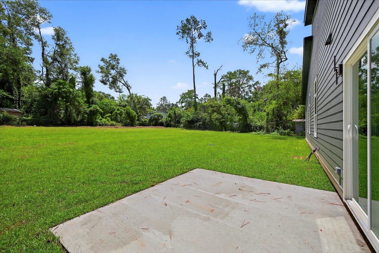 2005 E Indian Head Drive