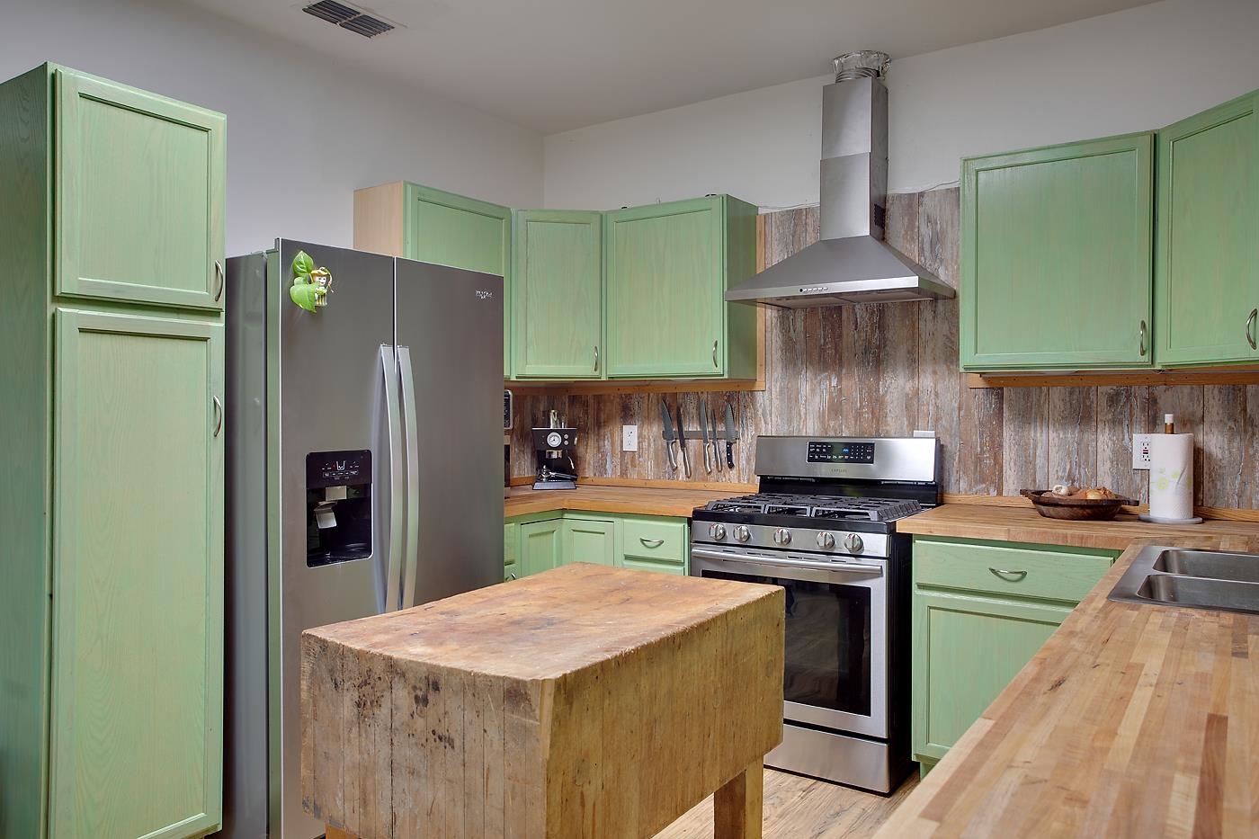 21 Saint James Street