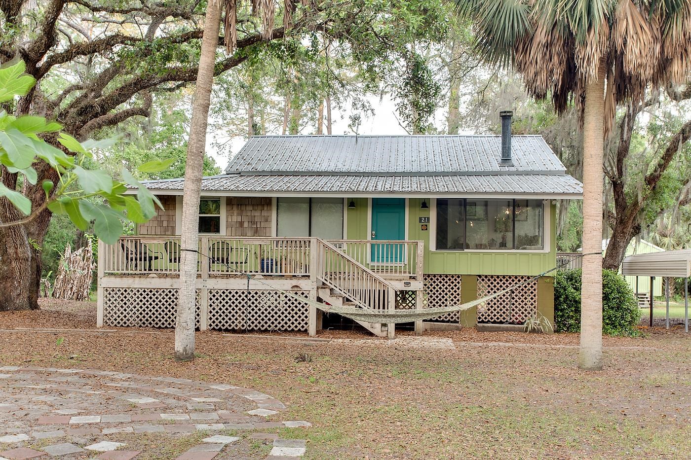 21 Saint James Street