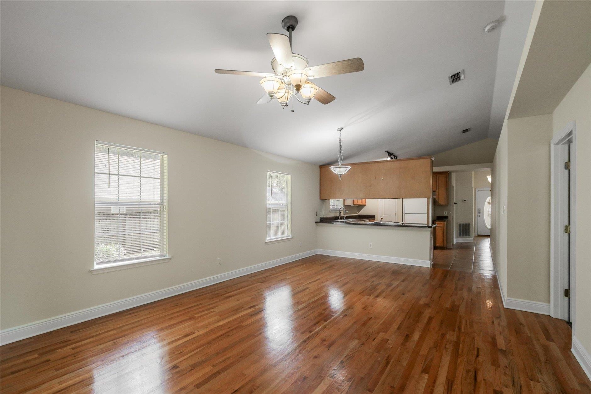 3529 Lands End Lane