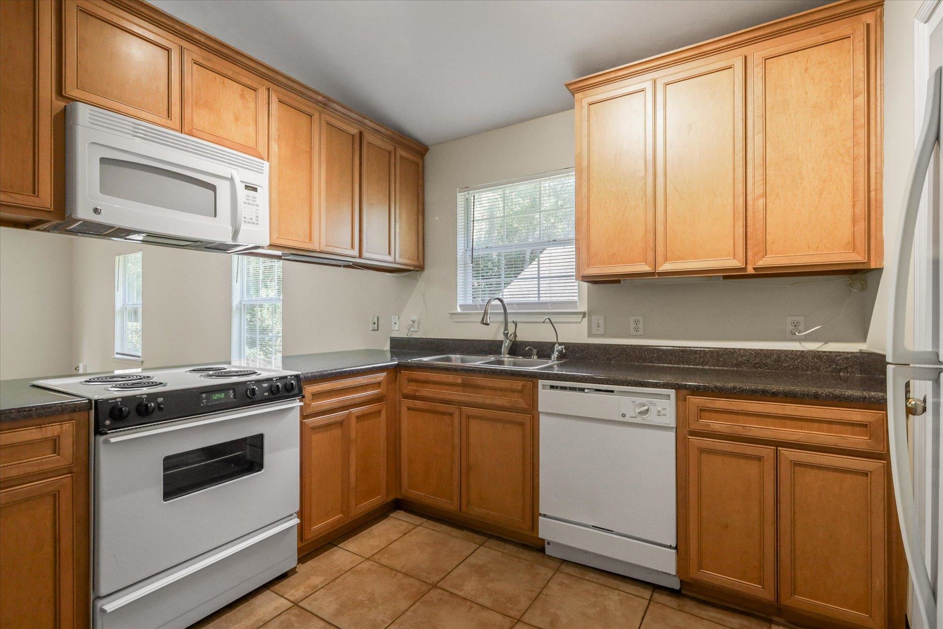 3529 Lands End Lane