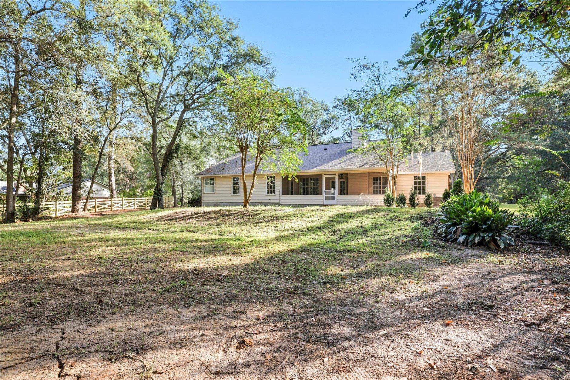 10500 Lake Iamonia Drive