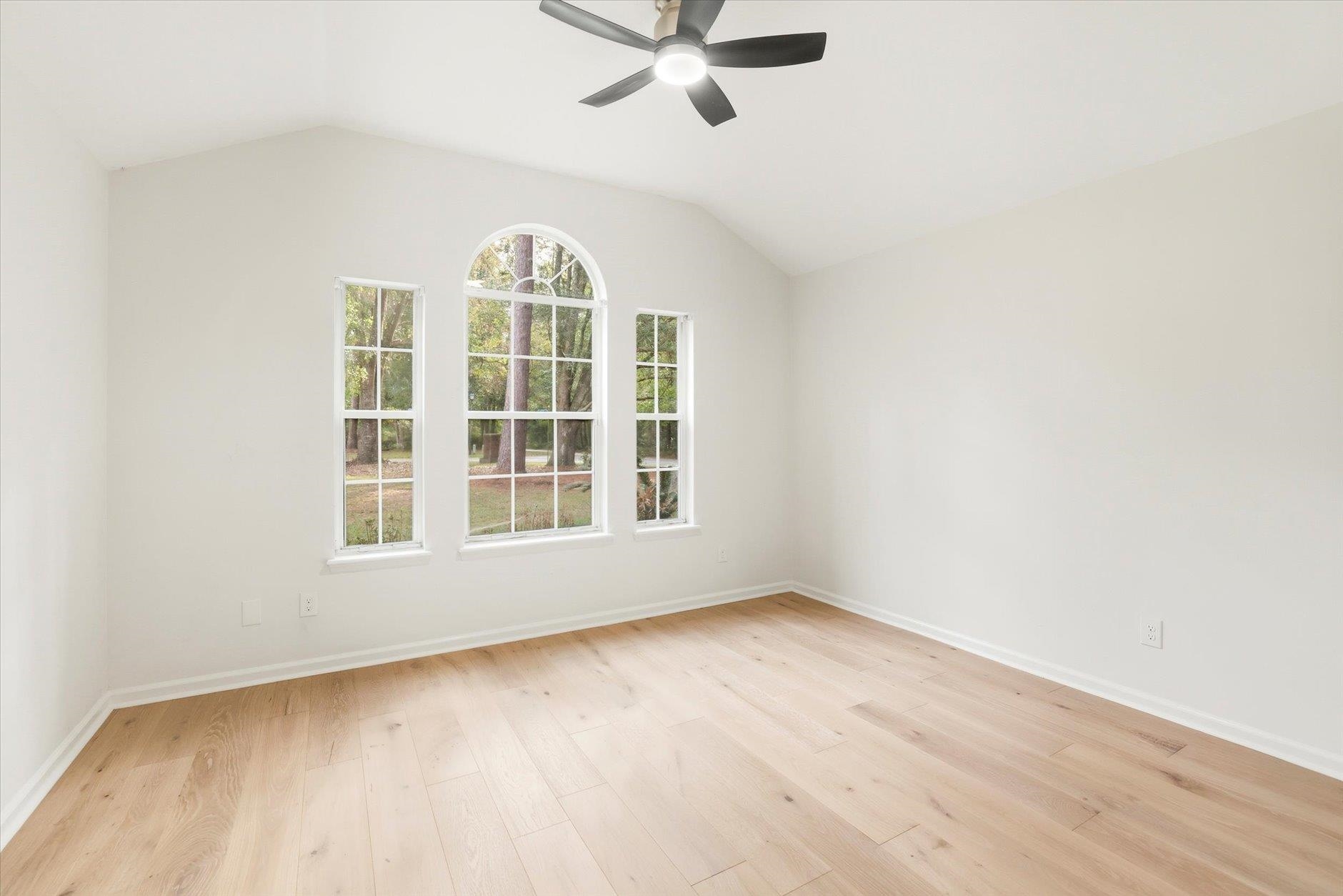 10500 Lake Iamonia Drive