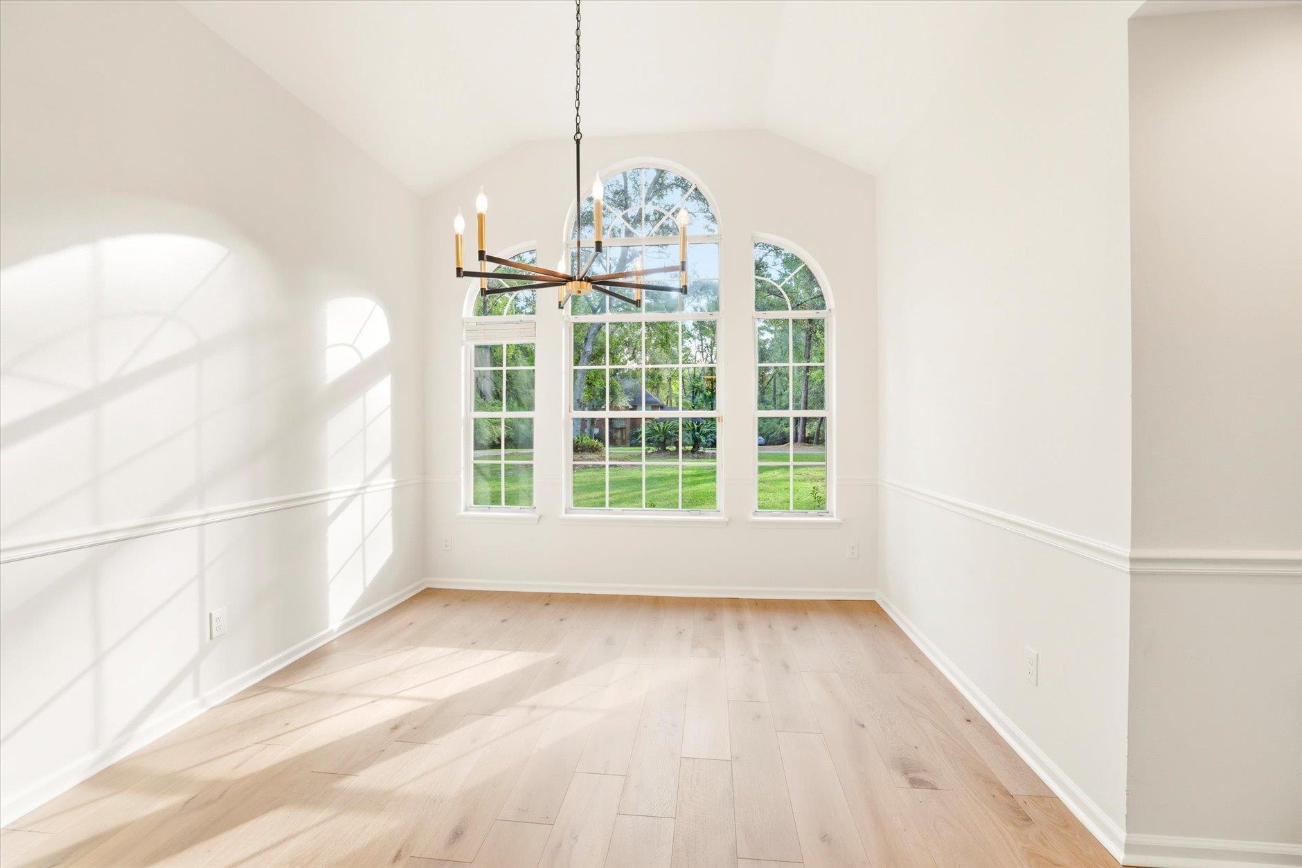 10500 Lake Iamonia Drive