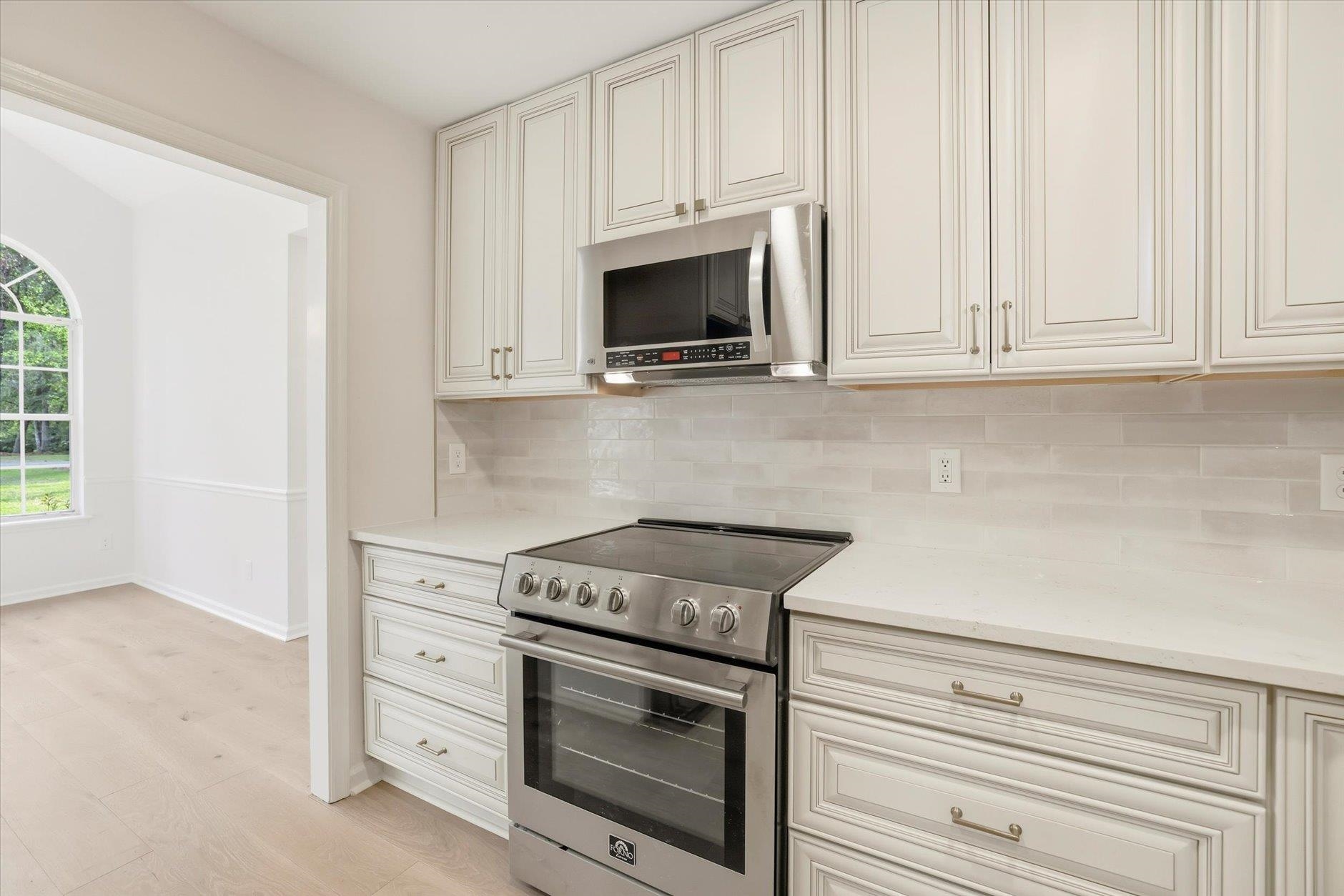 10500 Lake Iamonia Drive