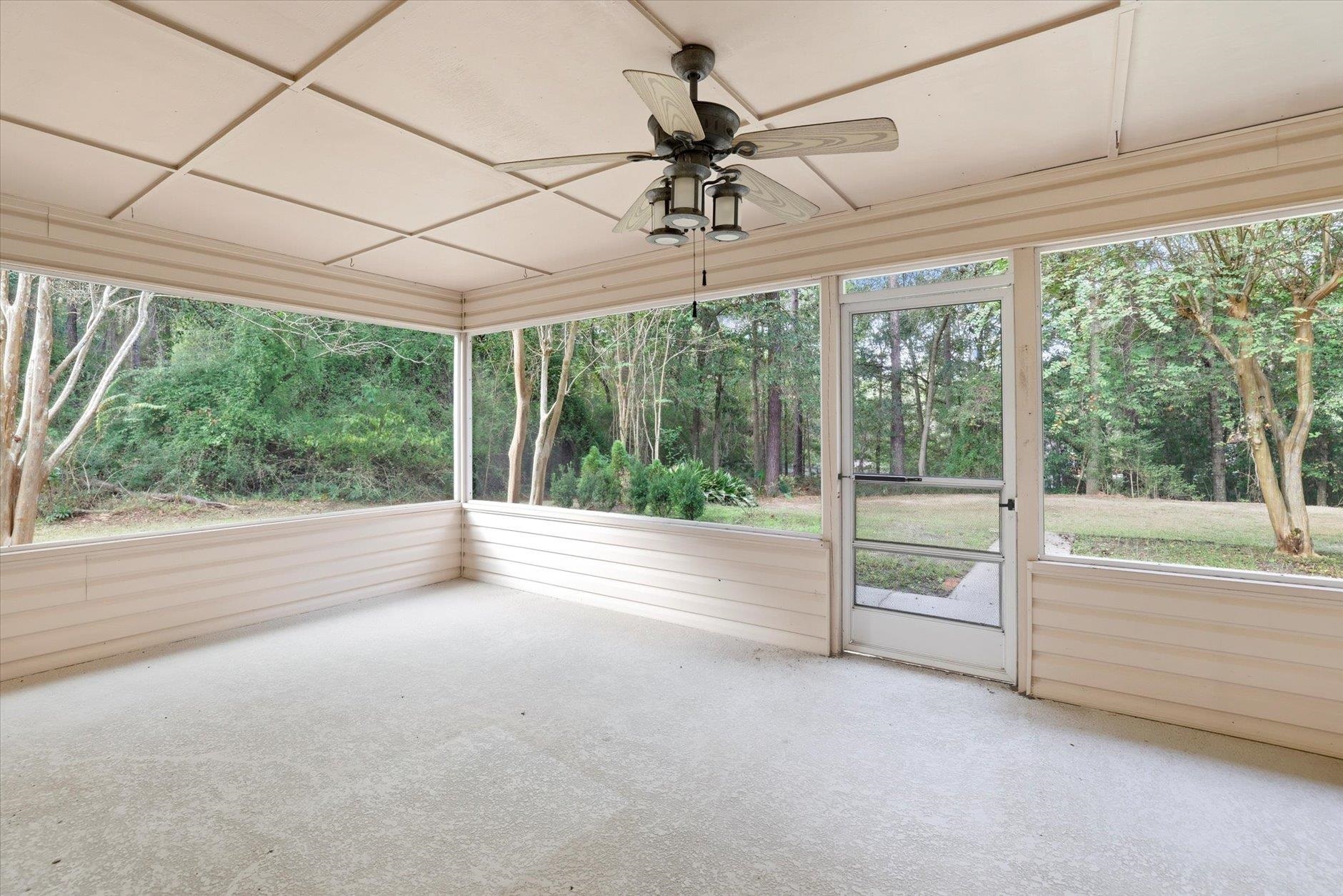 10500 Lake Iamonia Drive