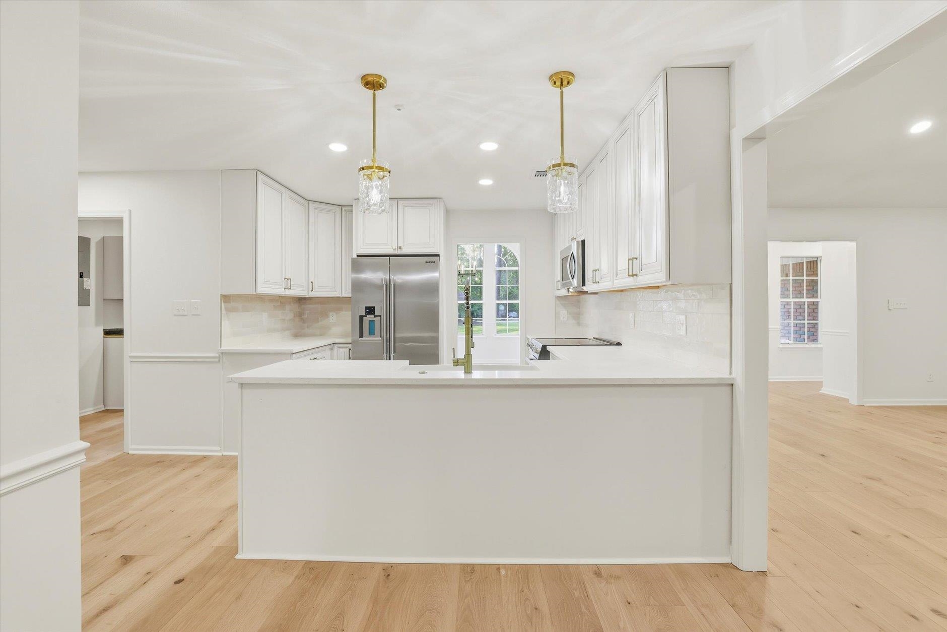 10500 Lake Iamonia Drive