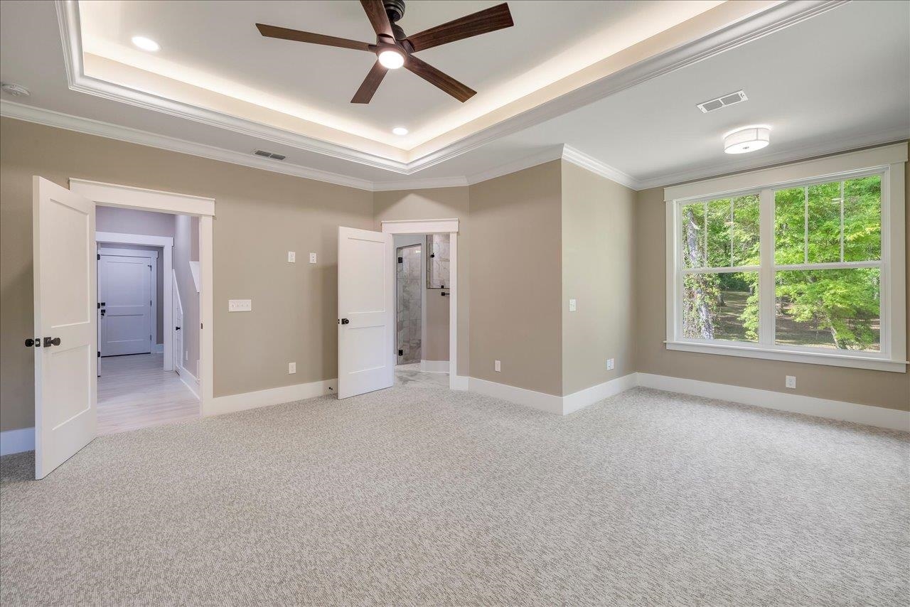 5681 Iola Cres Drive