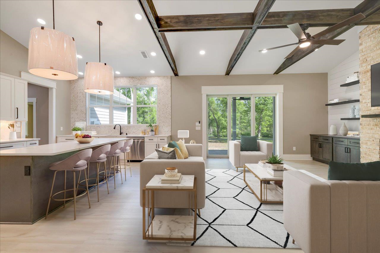 5681 Iola Cres Drive