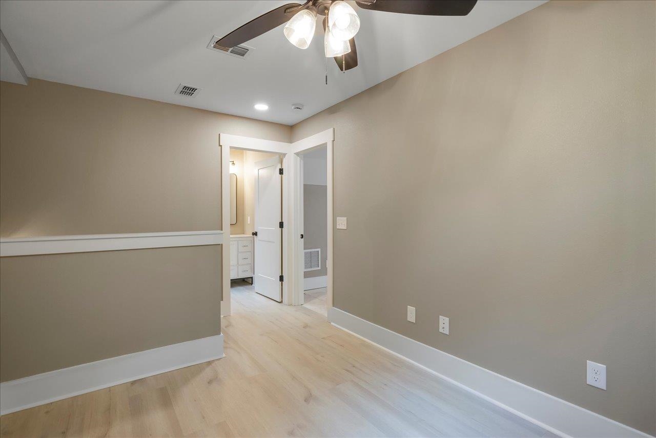 5681 Iola Cres Drive