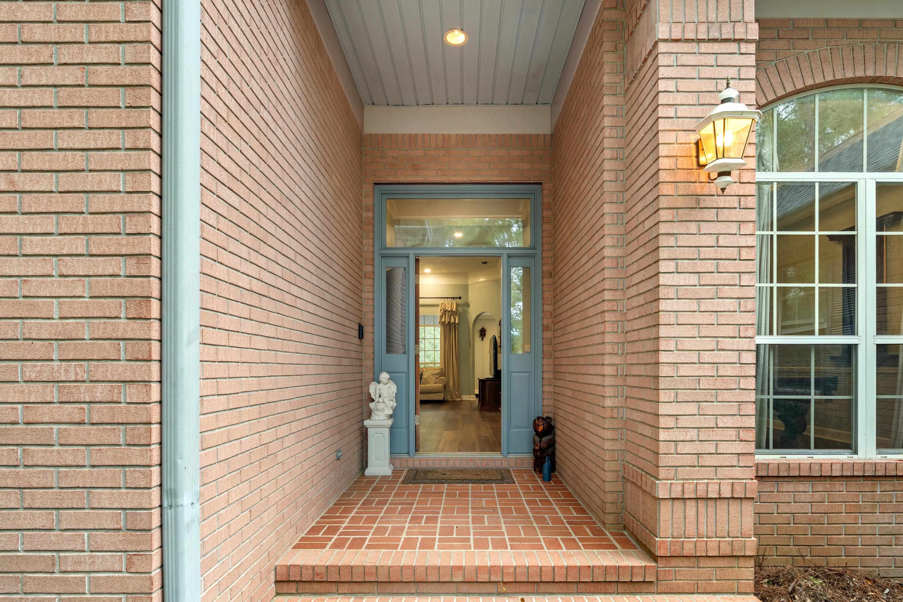 5124 CENTENNIAL OAK Circle