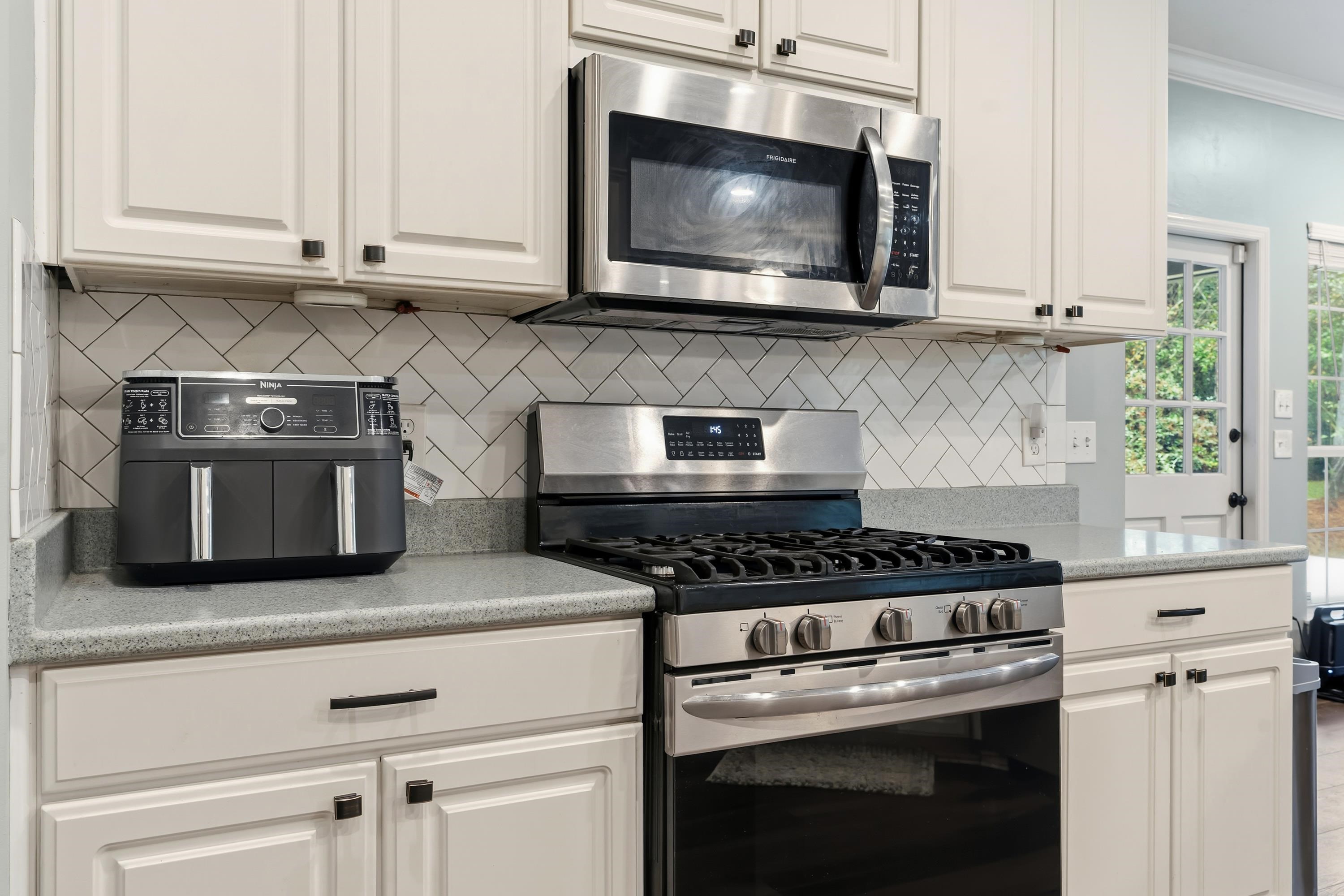 5124 CENTENNIAL OAK Circle