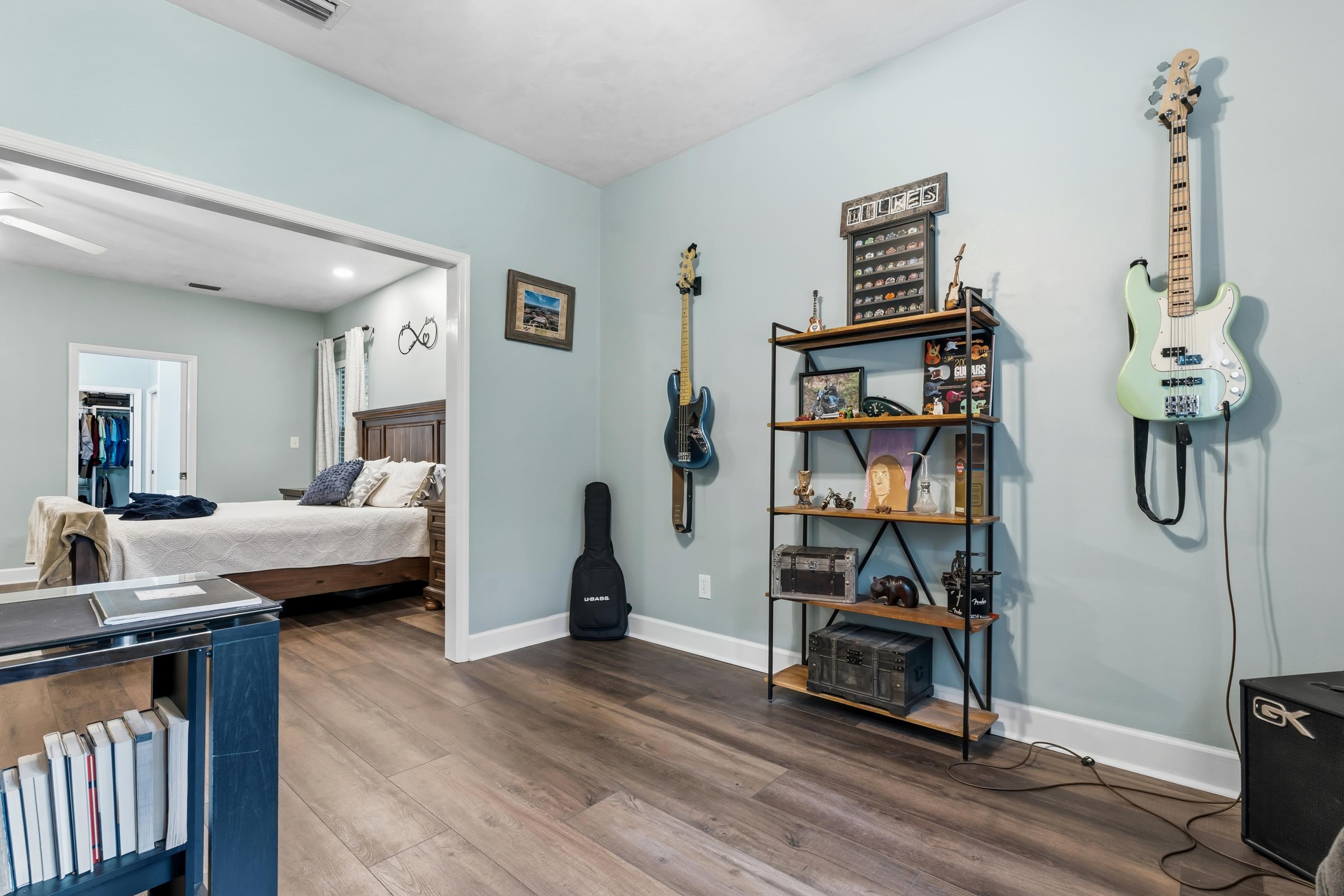 5124 CENTENNIAL OAK Circle