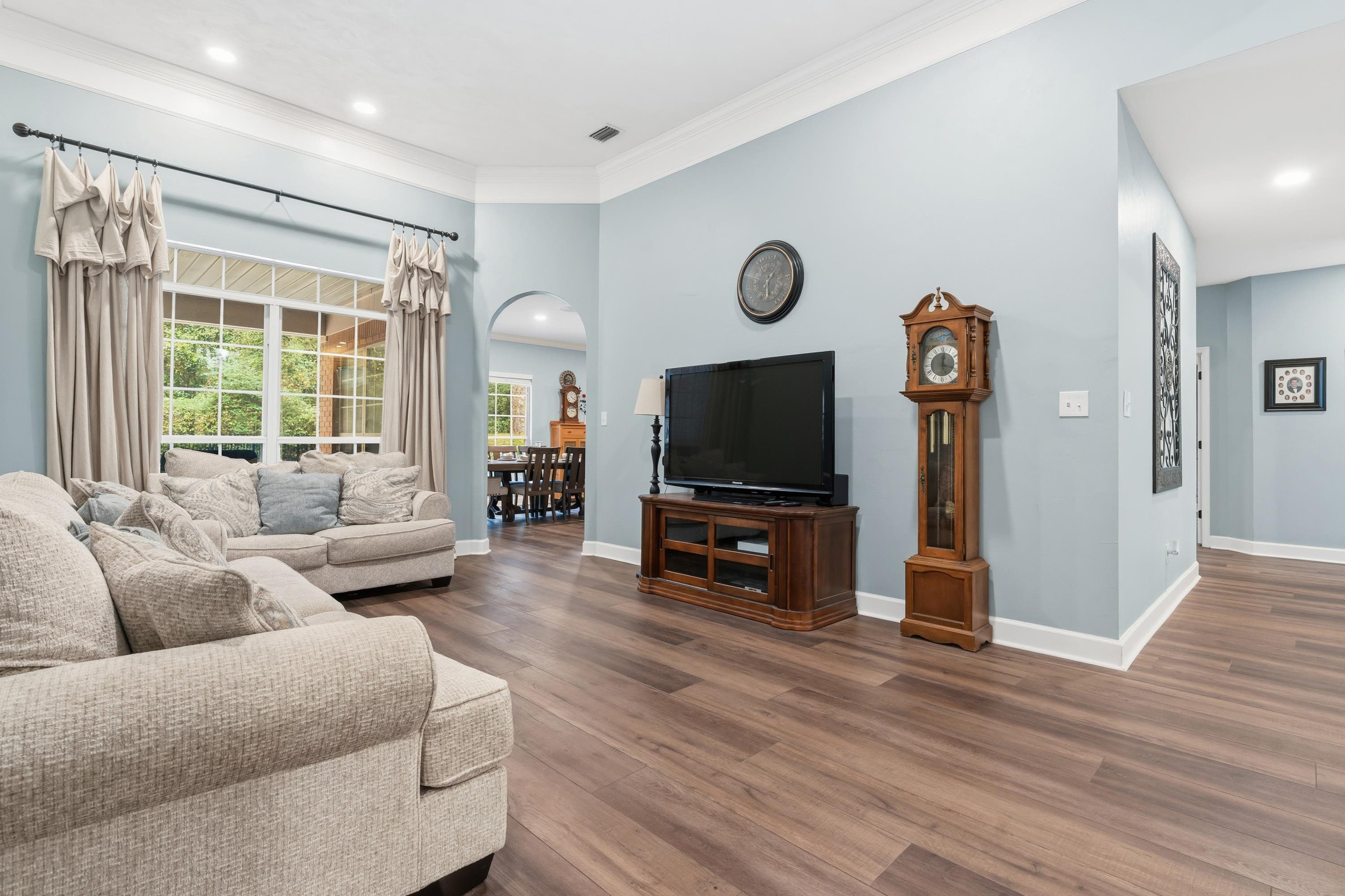 5124 CENTENNIAL OAK Circle