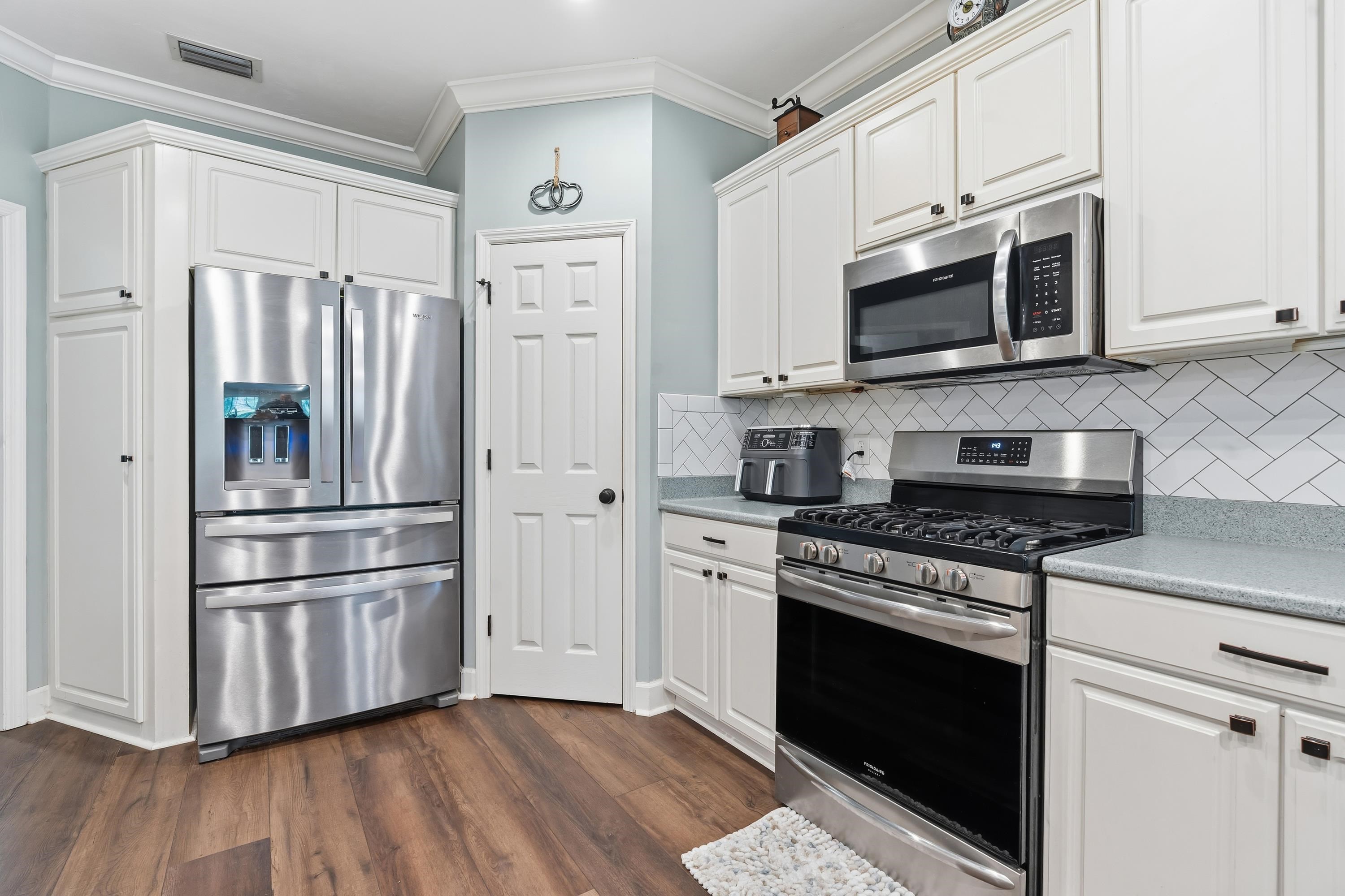 5124 CENTENNIAL OAK Circle