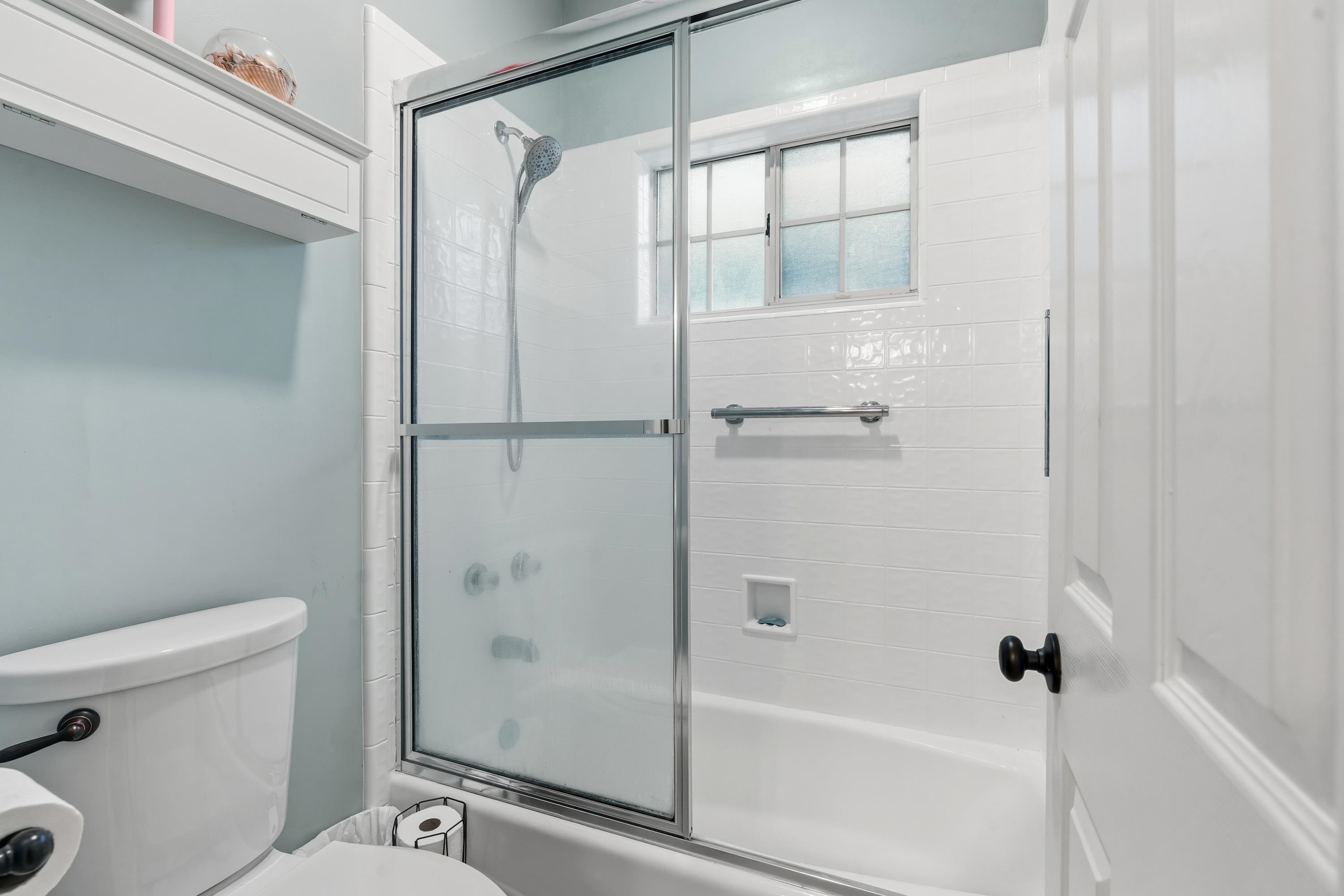 5124 CENTENNIAL OAK Circle