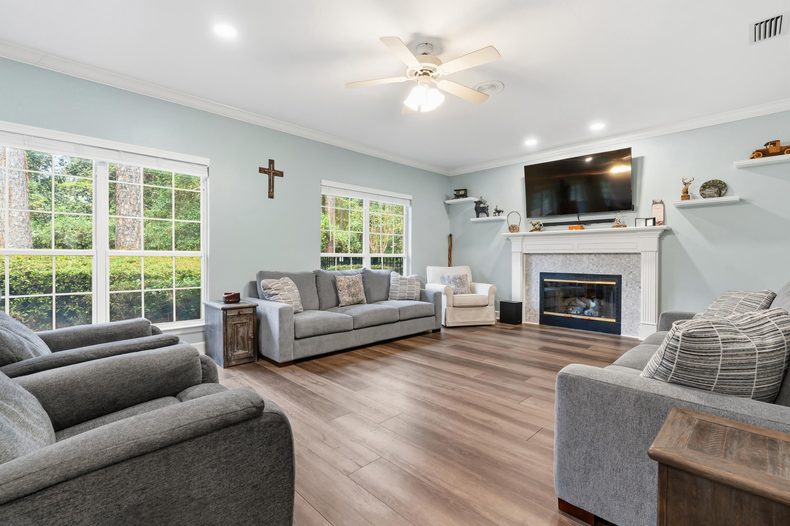 5124 CENTENNIAL OAK Circle