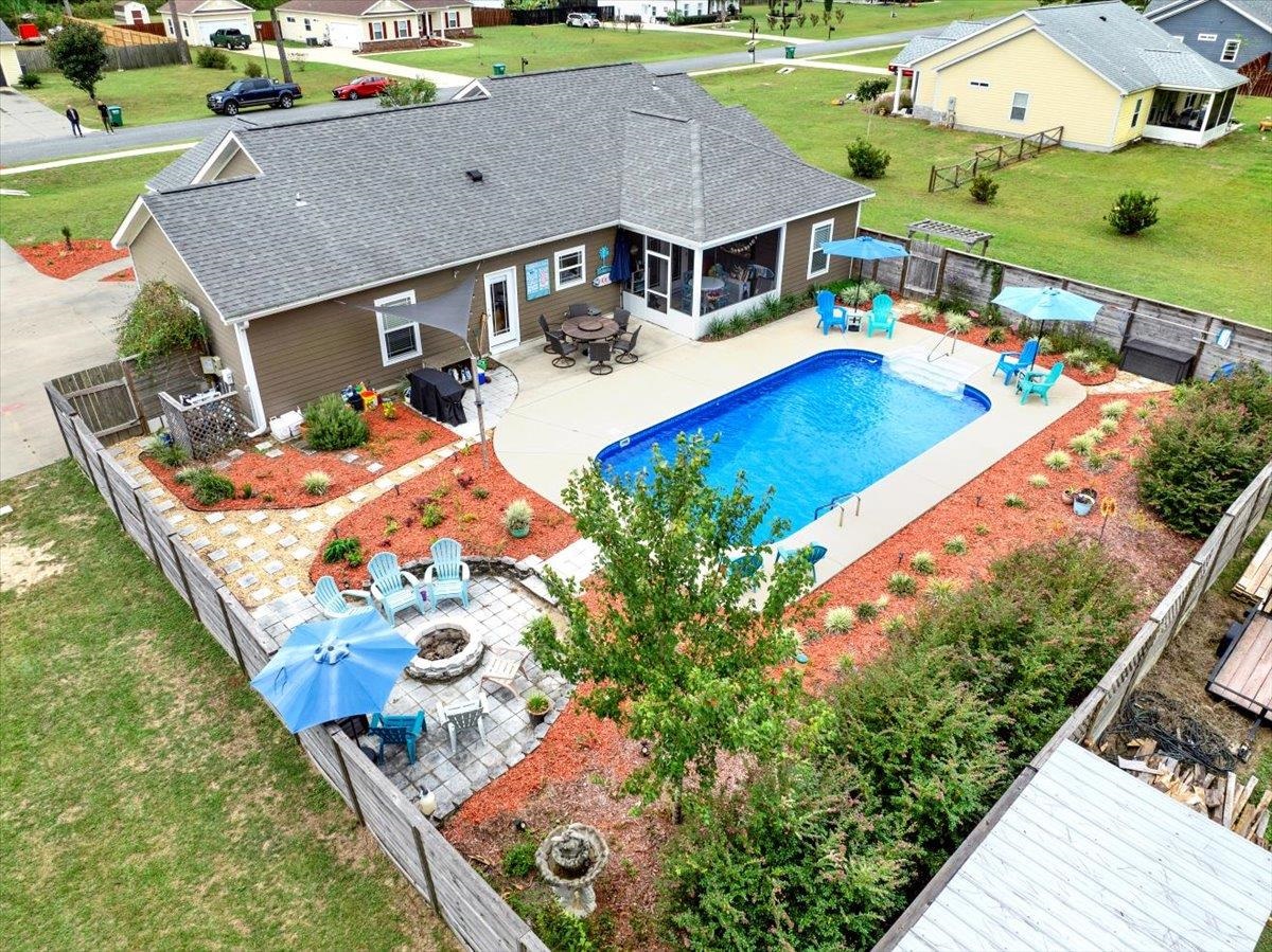 399 Parkside Circle