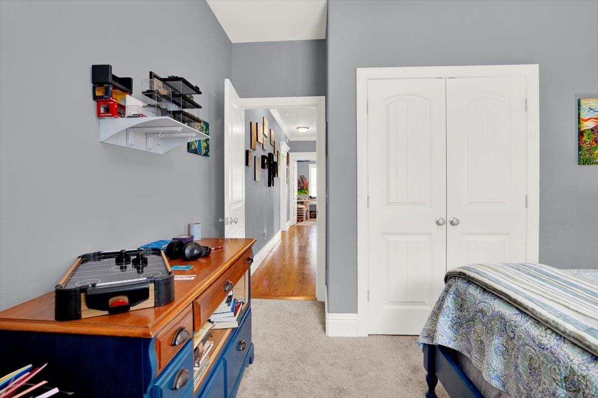 399 Parkside Circle