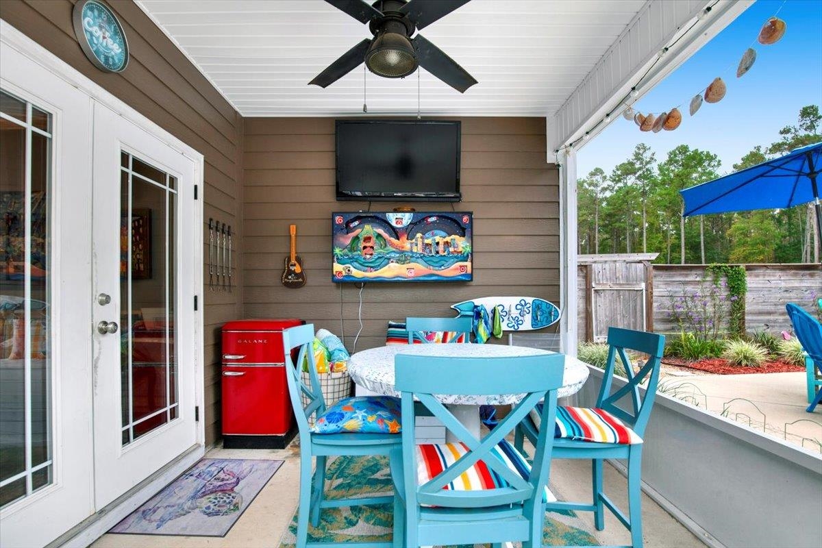 399 Parkside Circle