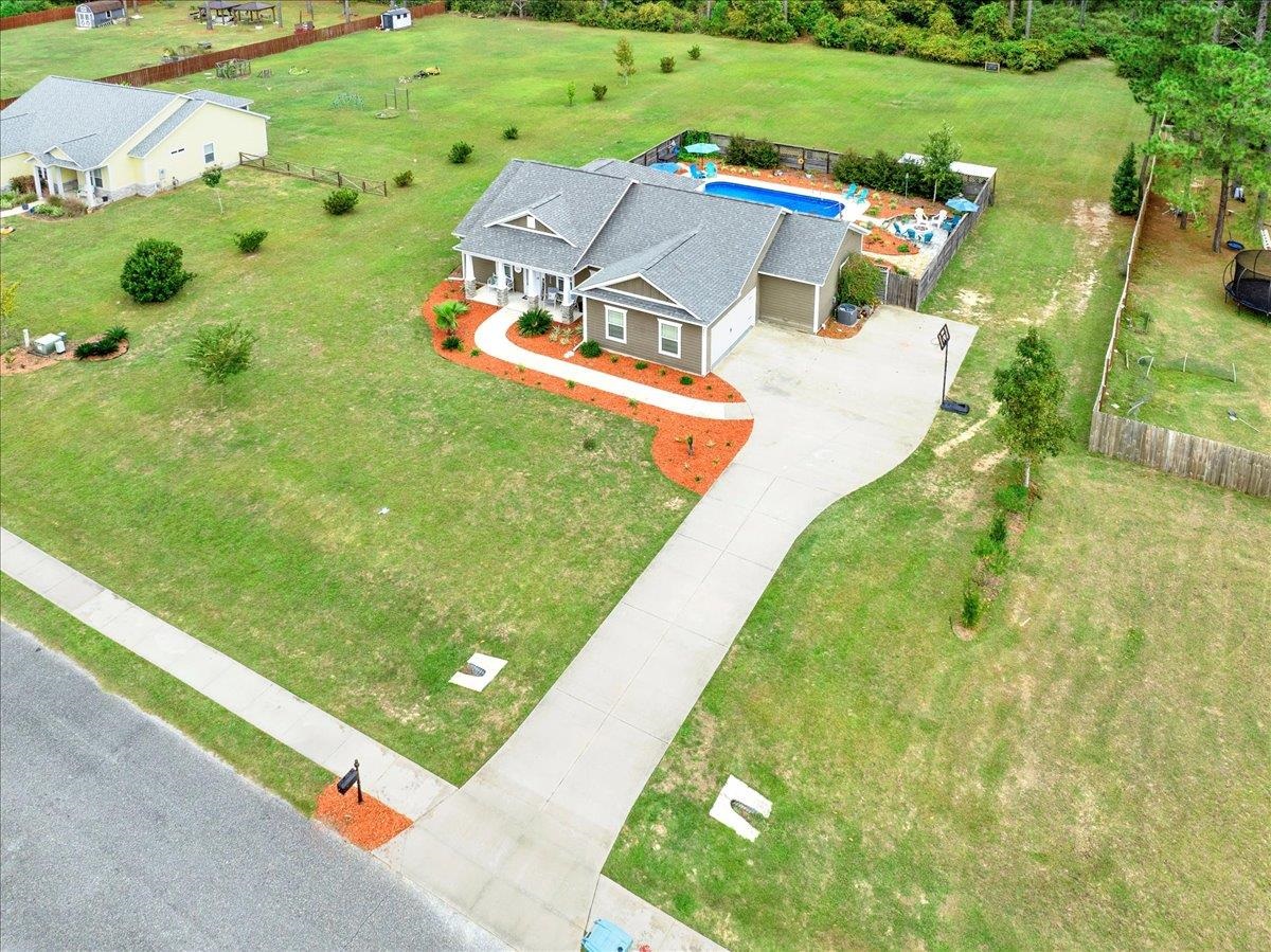 399 Parkside Circle