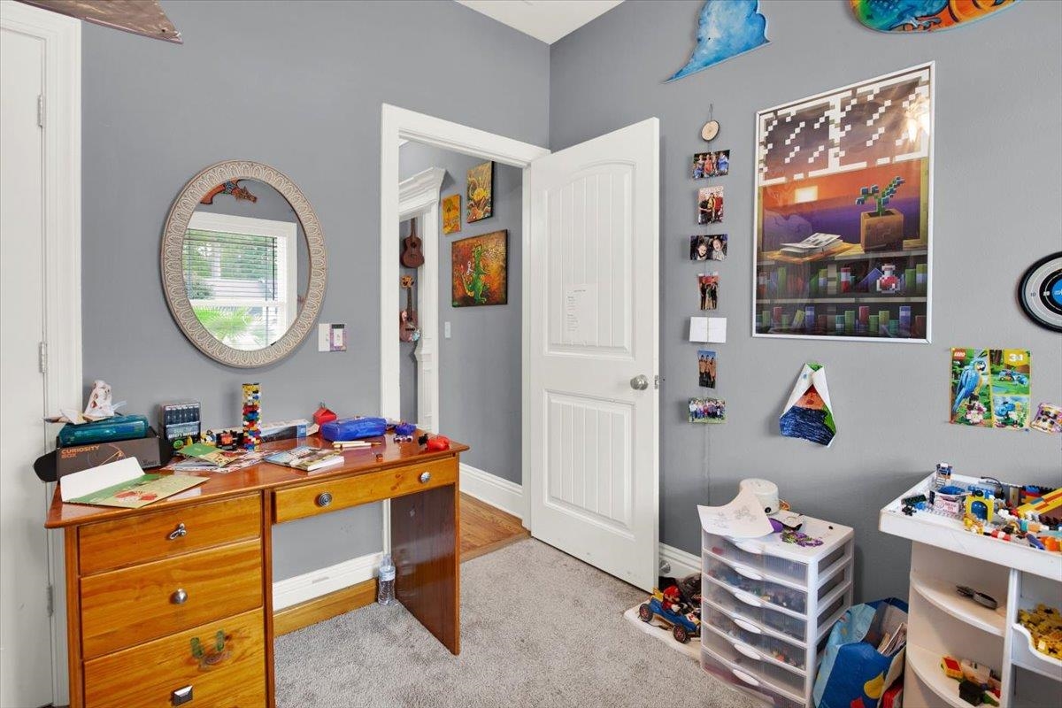 399 Parkside Circle
