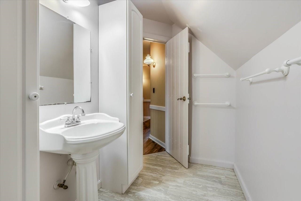 1724 BROKEN BOW TRAIL Trail