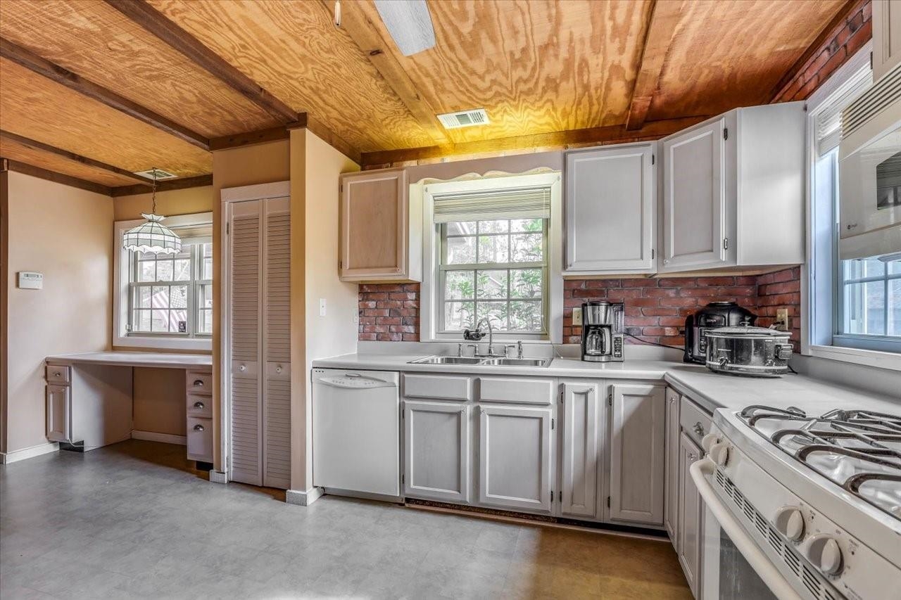 1724 BROKEN BOW TRAIL Trail