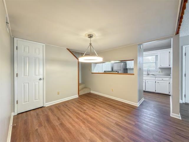 1556 Twin Lakes Circle