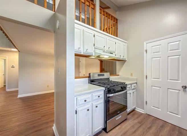 1556 Twin Lakes Circle