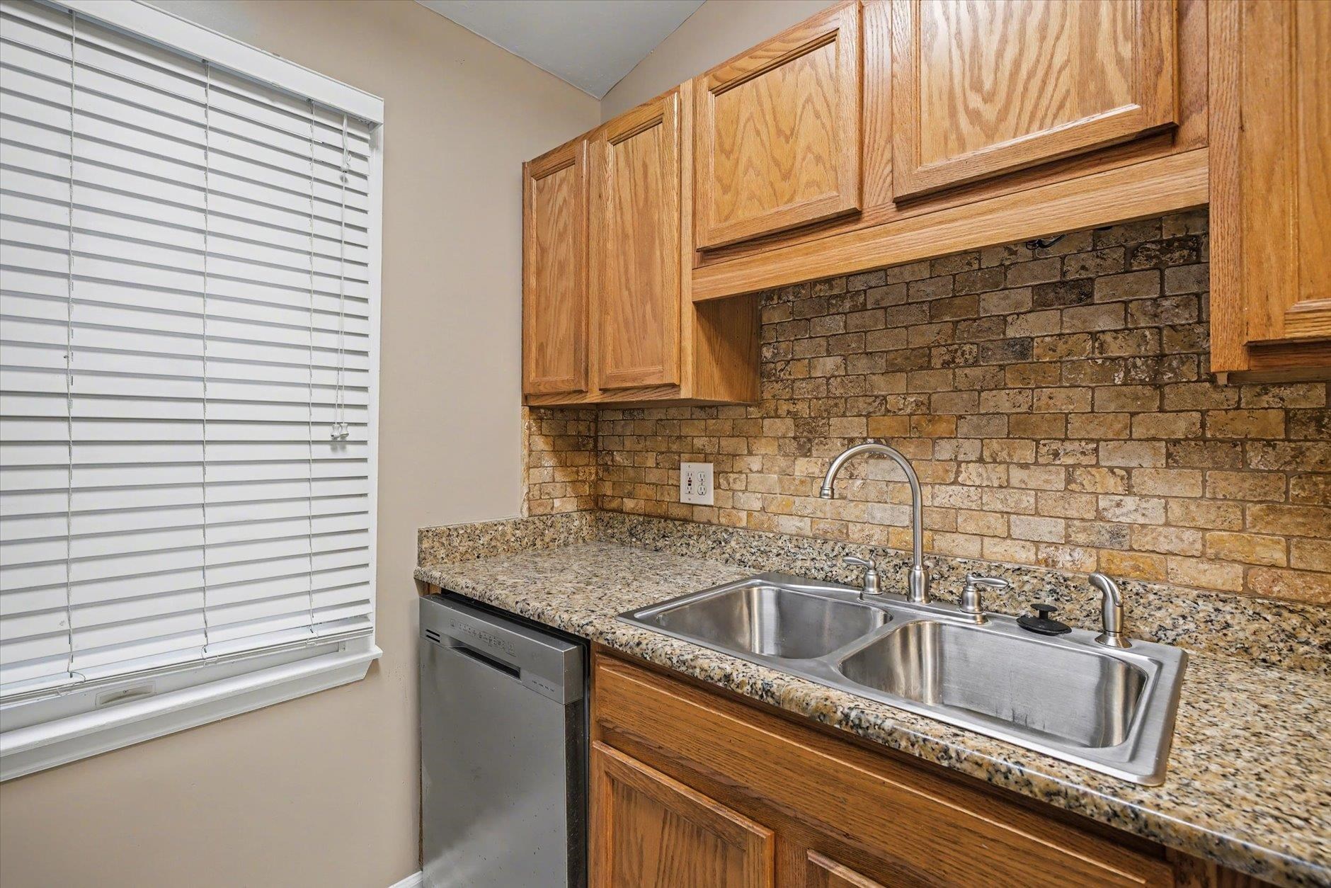 2122 Delta Boulevard