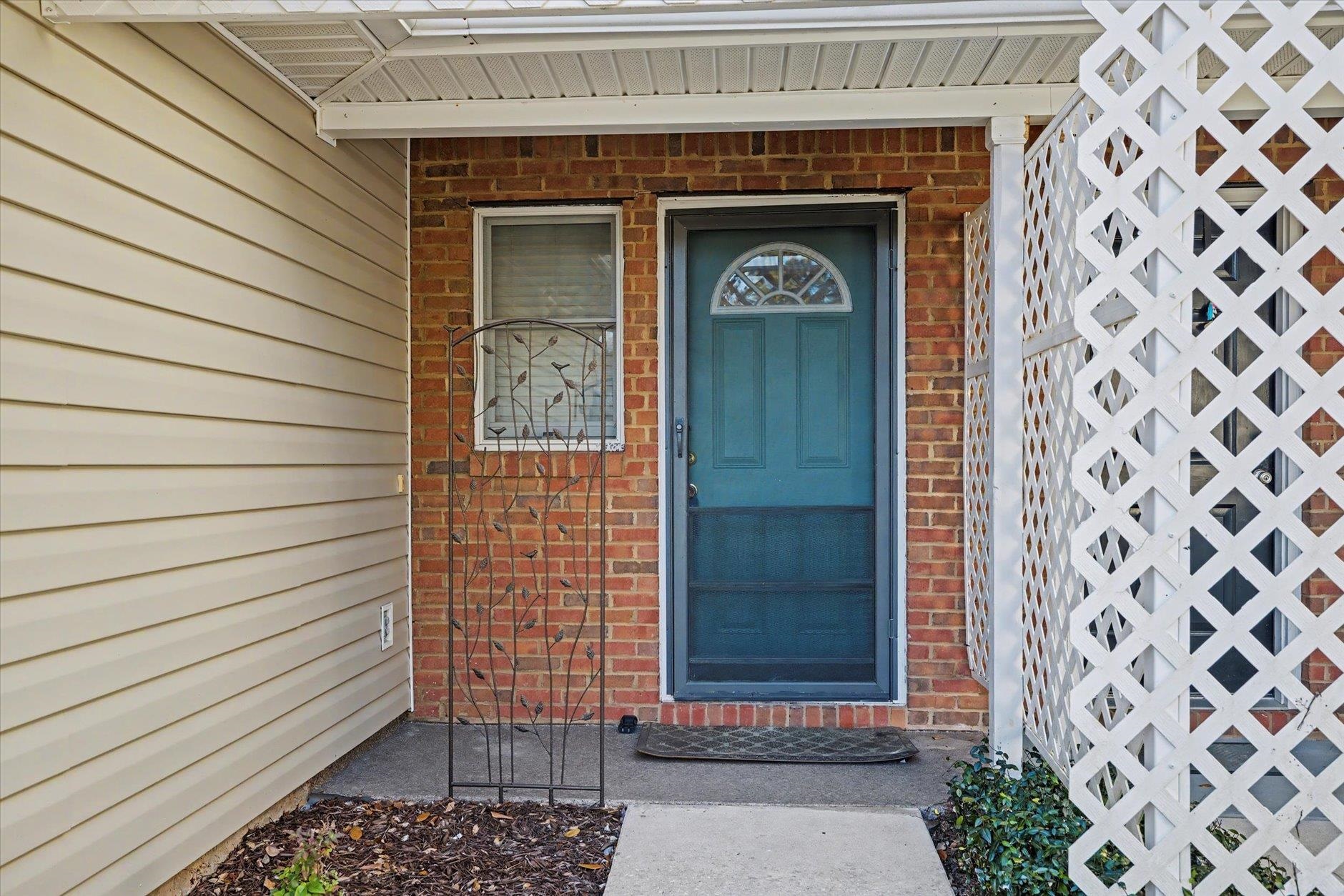 2122 Delta Boulevard