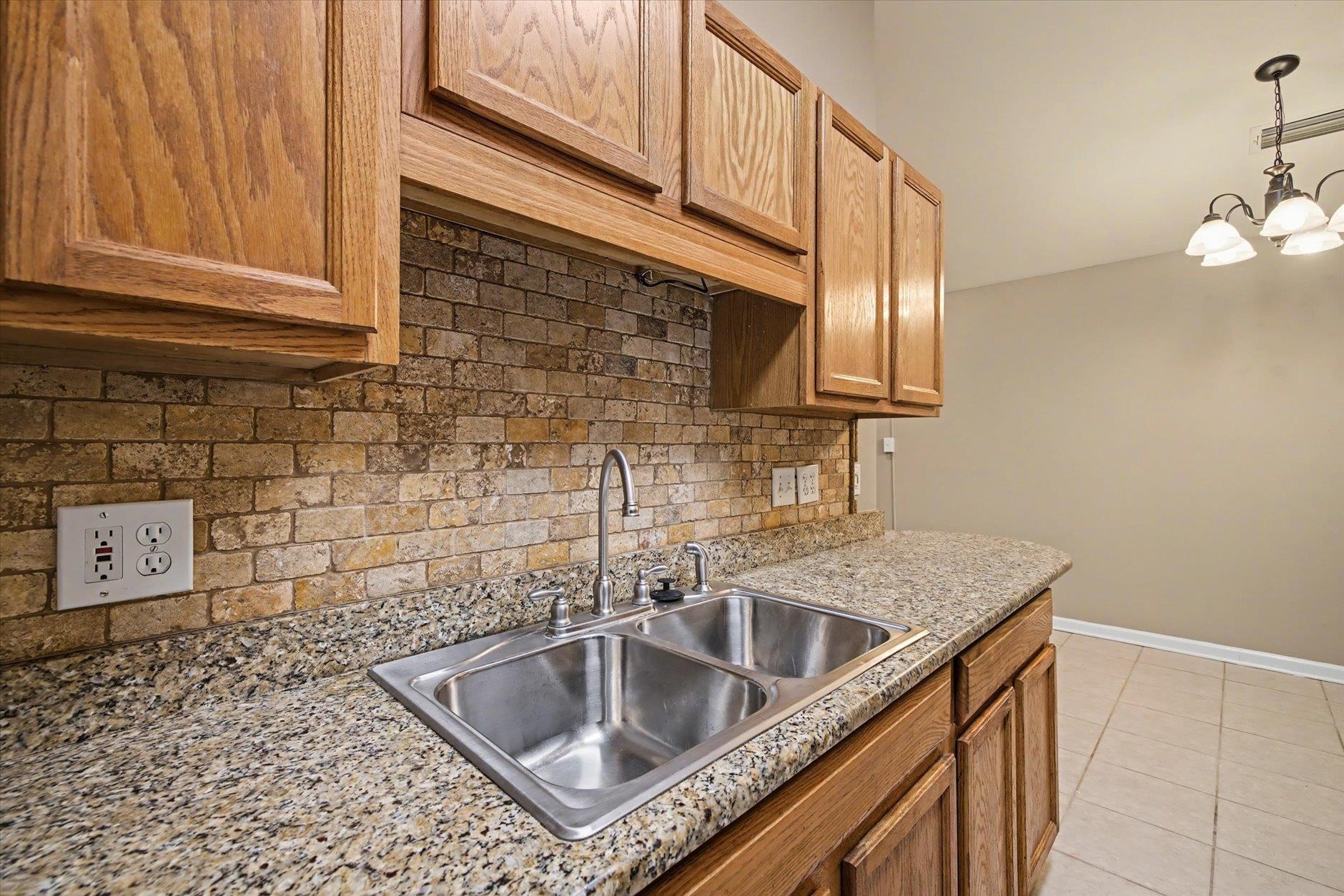 2122 Delta Boulevard