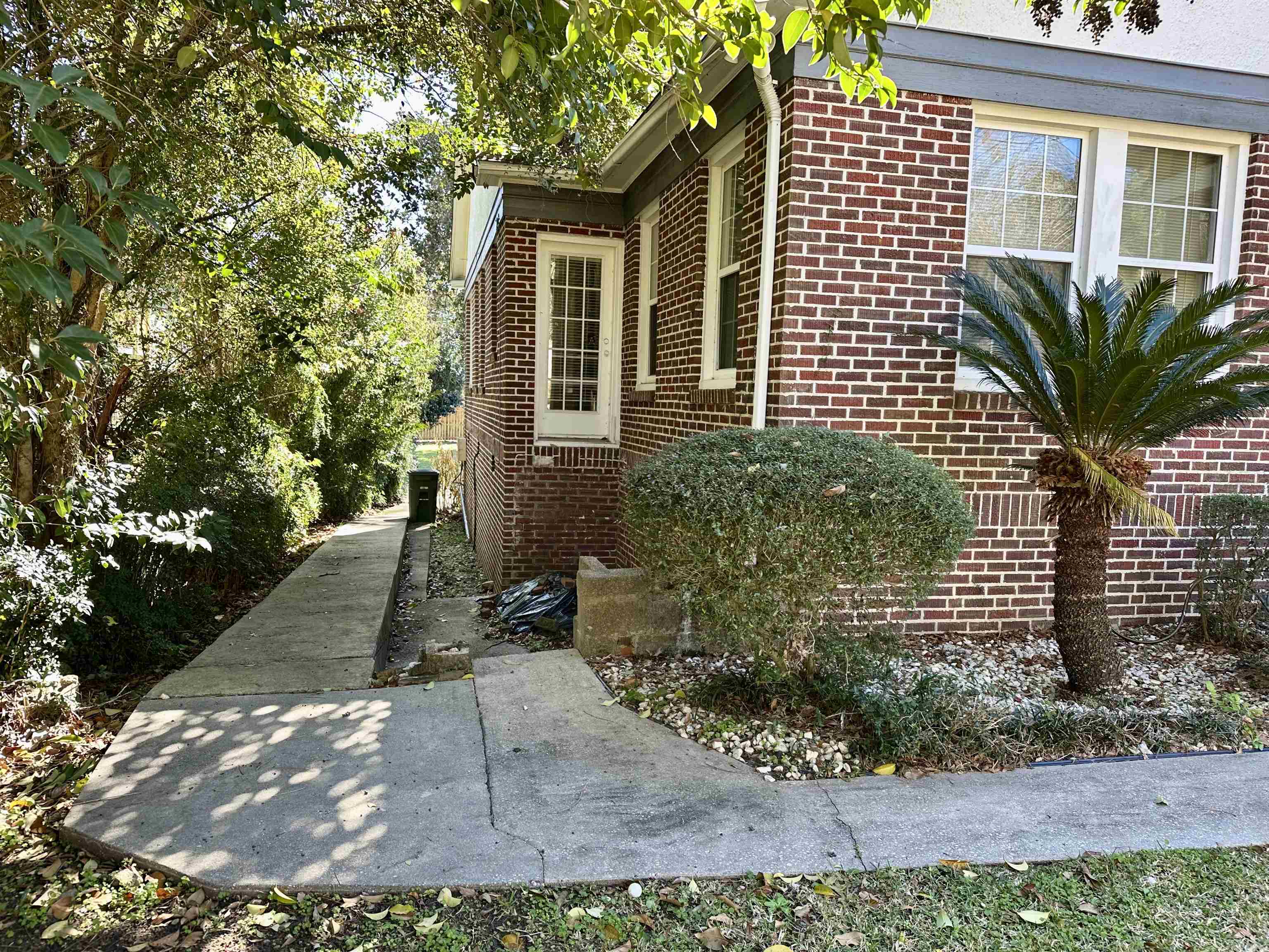 501 E College Avenue