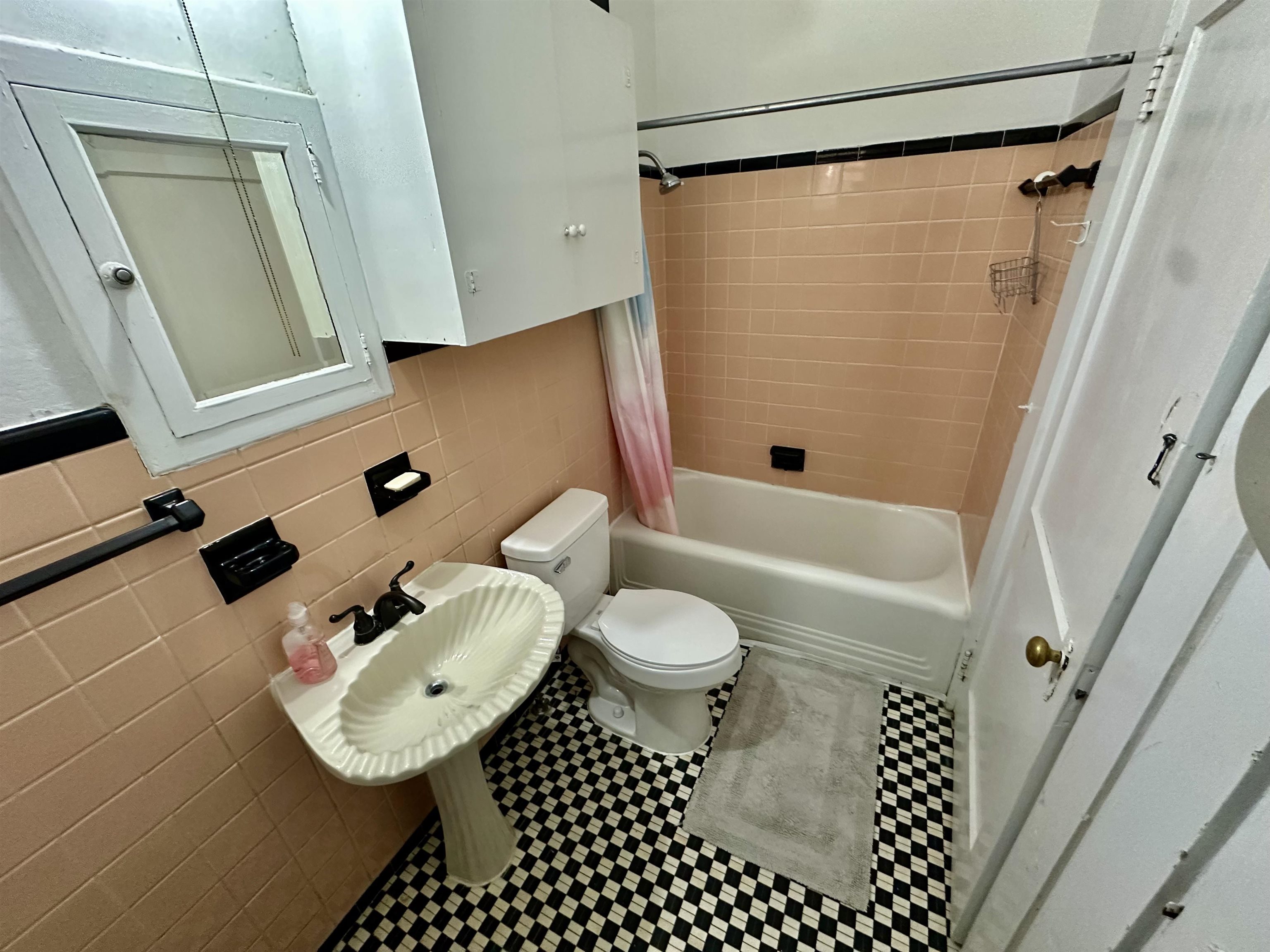 501 E College Avenue